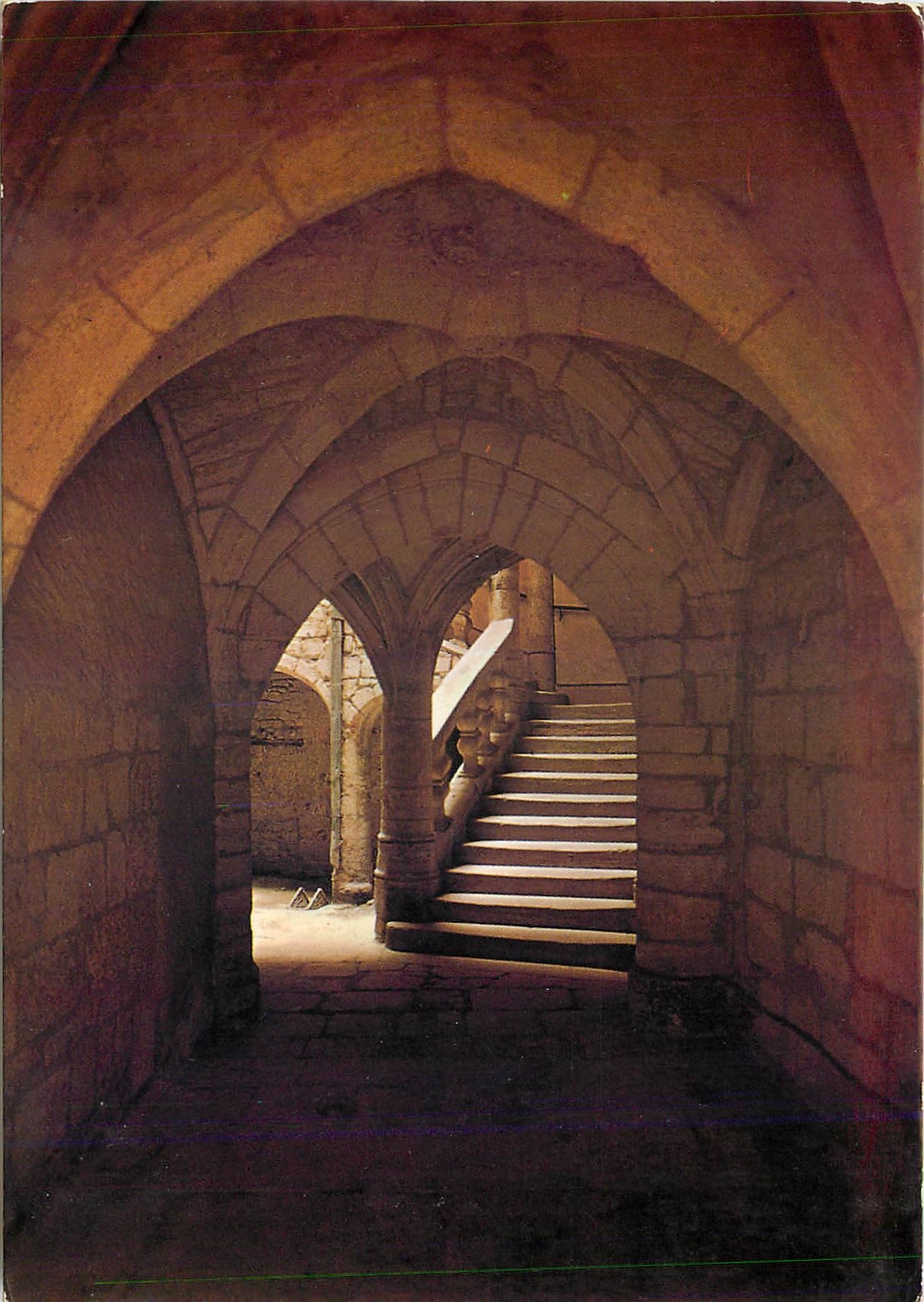 CPM Pezenas (Herault) Ville d'Art des XIVe XVe et XVIe s Le Porche de l'Hotel Lacoste