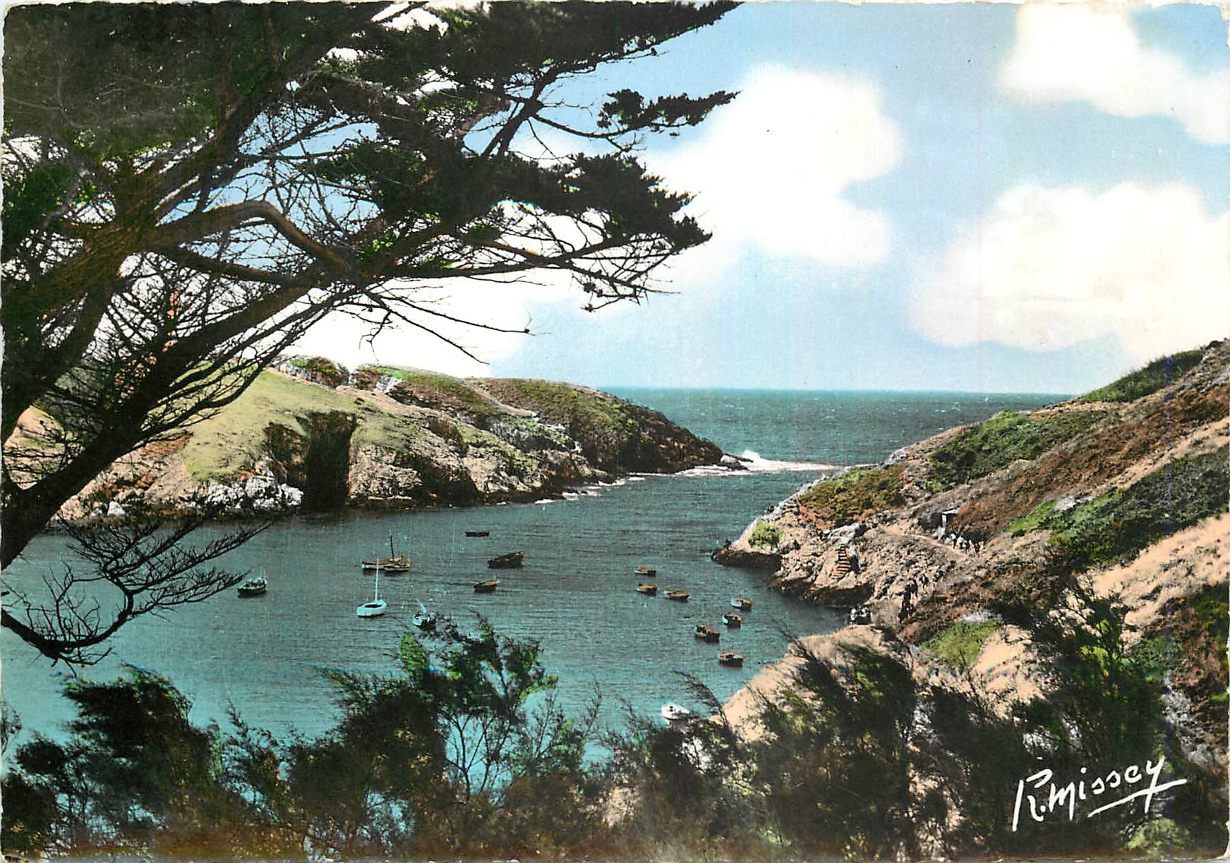 CPM Belle isle en mer Bangor Vu du Manoir de Goulphar