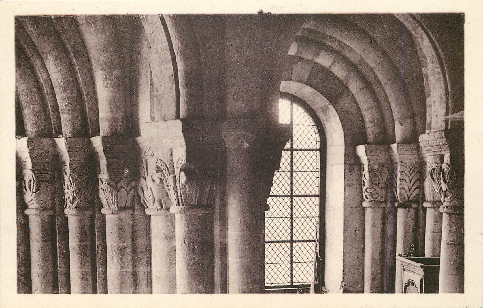 CPA Morienval (Oise) Ancienne Eglise Abbatiale de Benedictines