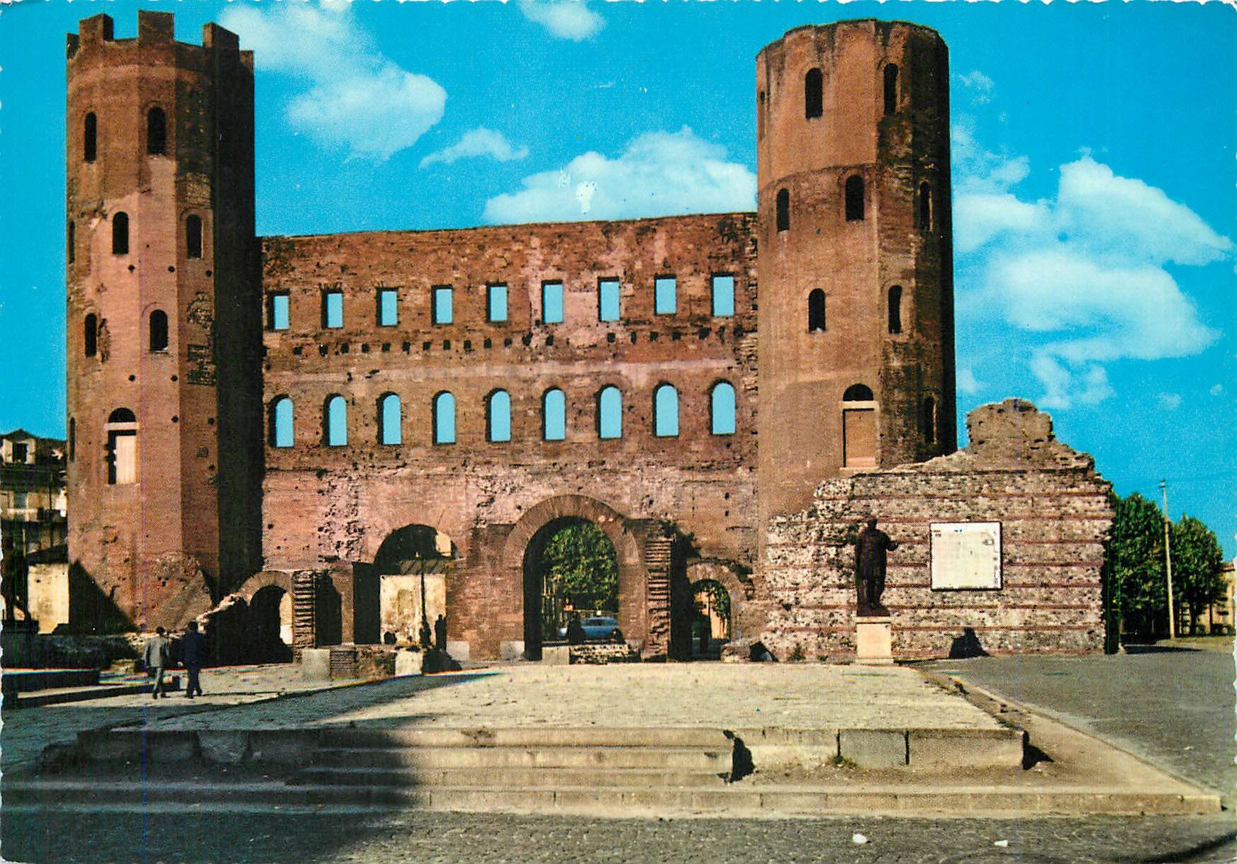 CPM Turin Les Tours Palatins