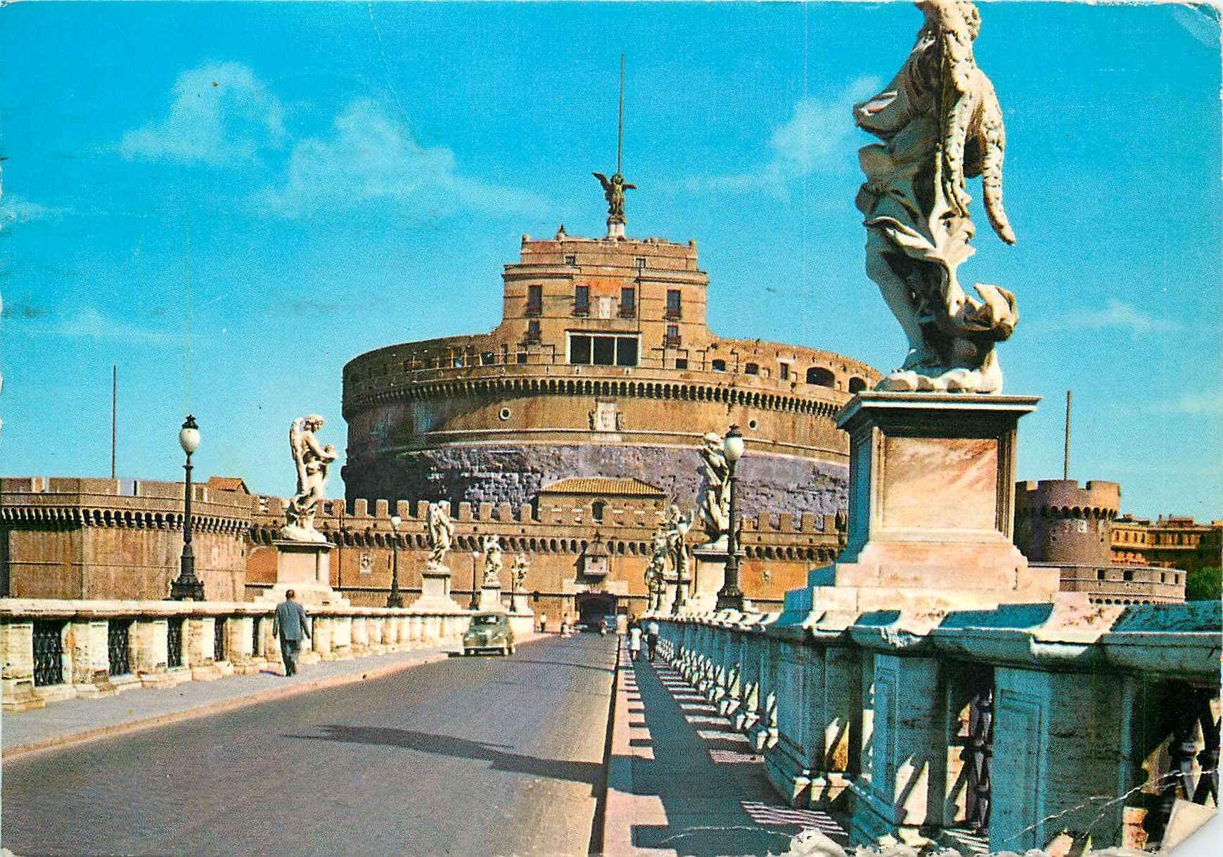 CPM Roma Pont et Chateau de St Ange