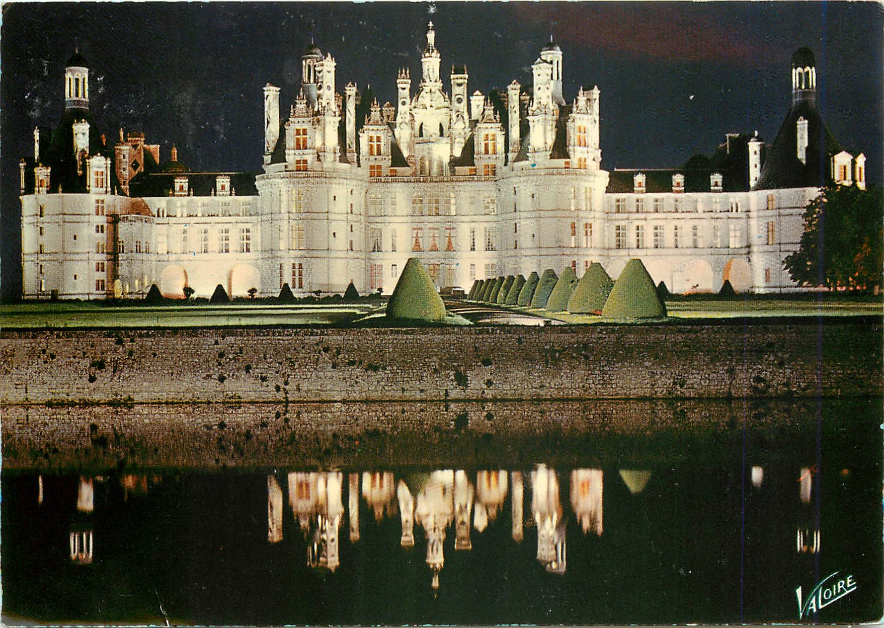 CPM Les Merveilles du Val de Loire Chambord (Loir et cher) Le Chateau