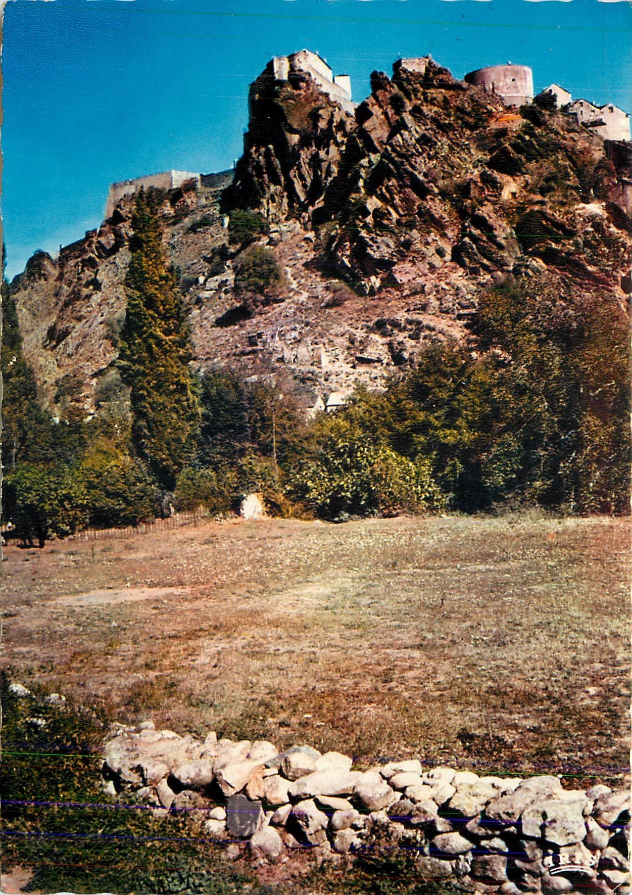 CPM Couleurs de la corse Corte (Corses) La Citadelle dominant la ville