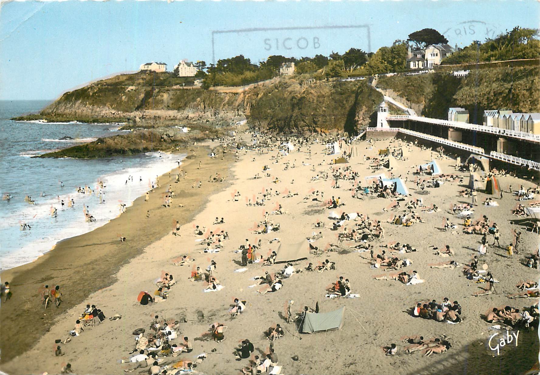 CPM Saint Quay Portrieux (C du N) Plage du Chatelet et la Pointe du Semaphore