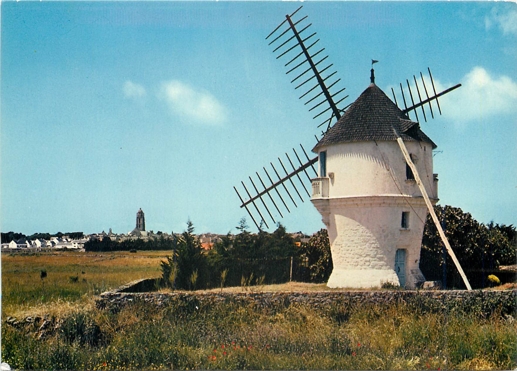 CPM La Cote d'Amour Le Moulin de la Masse Batz sur mer