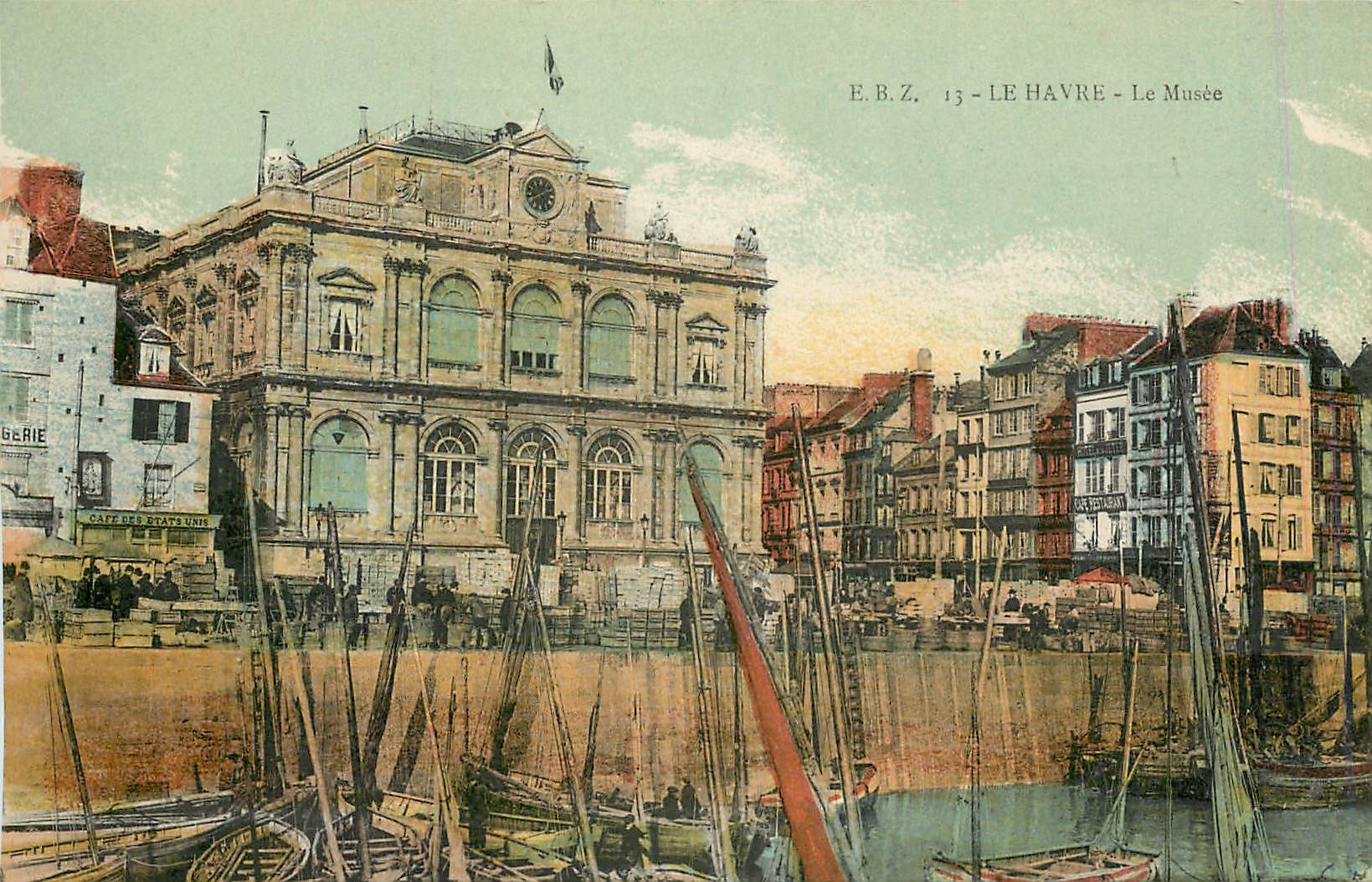 CPA La Havre Le Musee Bateaux
