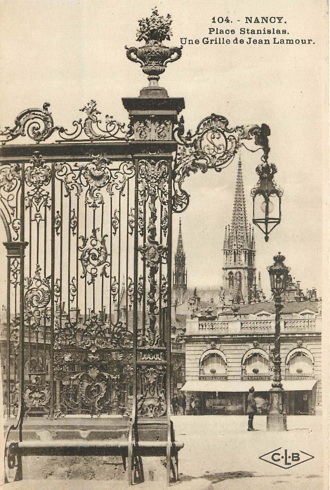 CPA Nancy Place Stanislas Une Grille de Jean Lamour