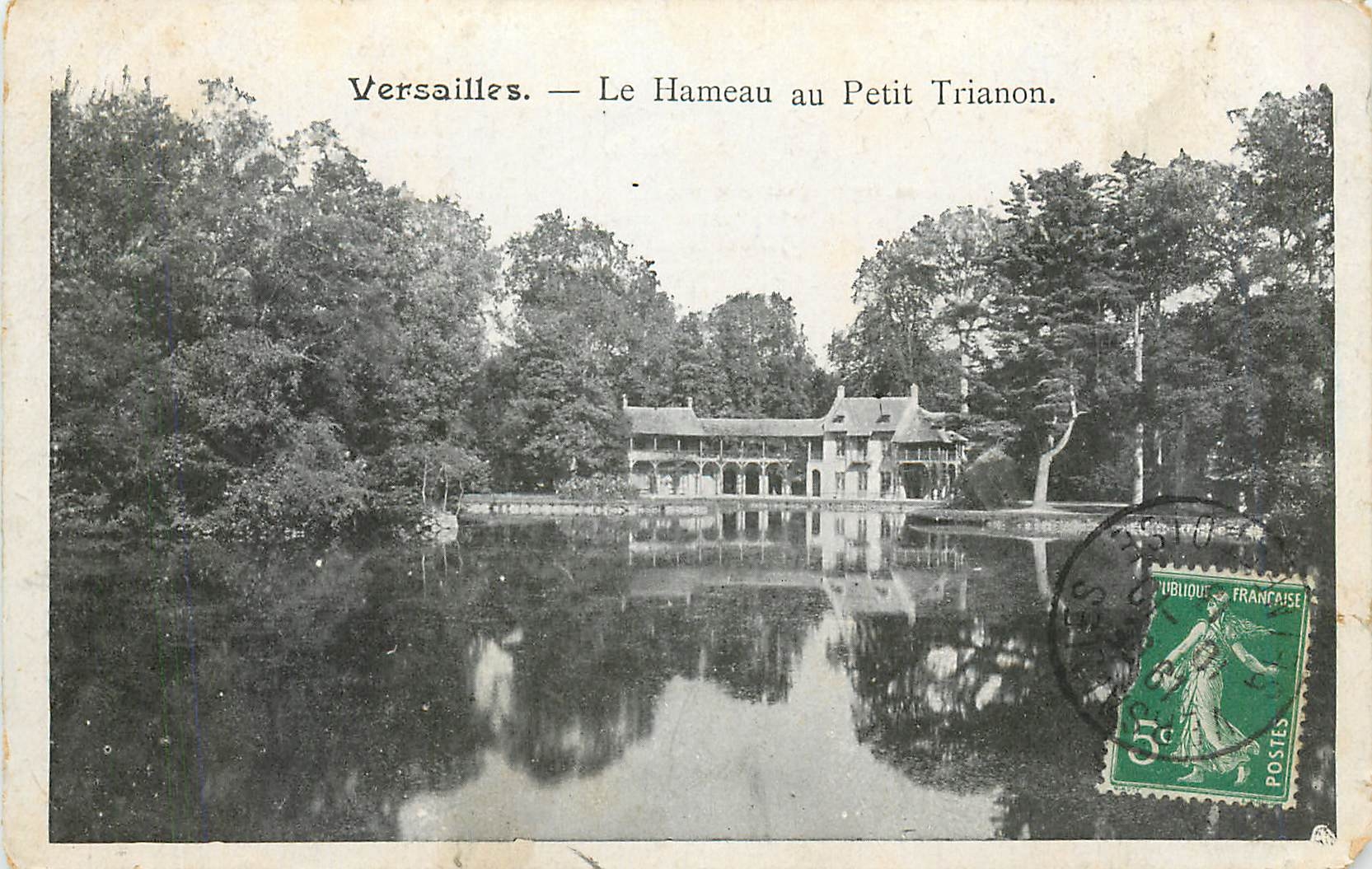 CPA Versailles Le Hameau au Petit Trianon 