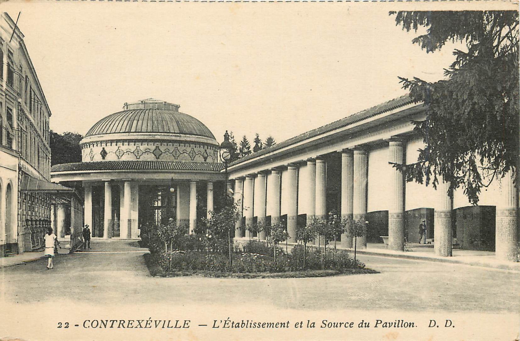 CPA Contrexeville L'Etablissement et la Source du Pavillon 