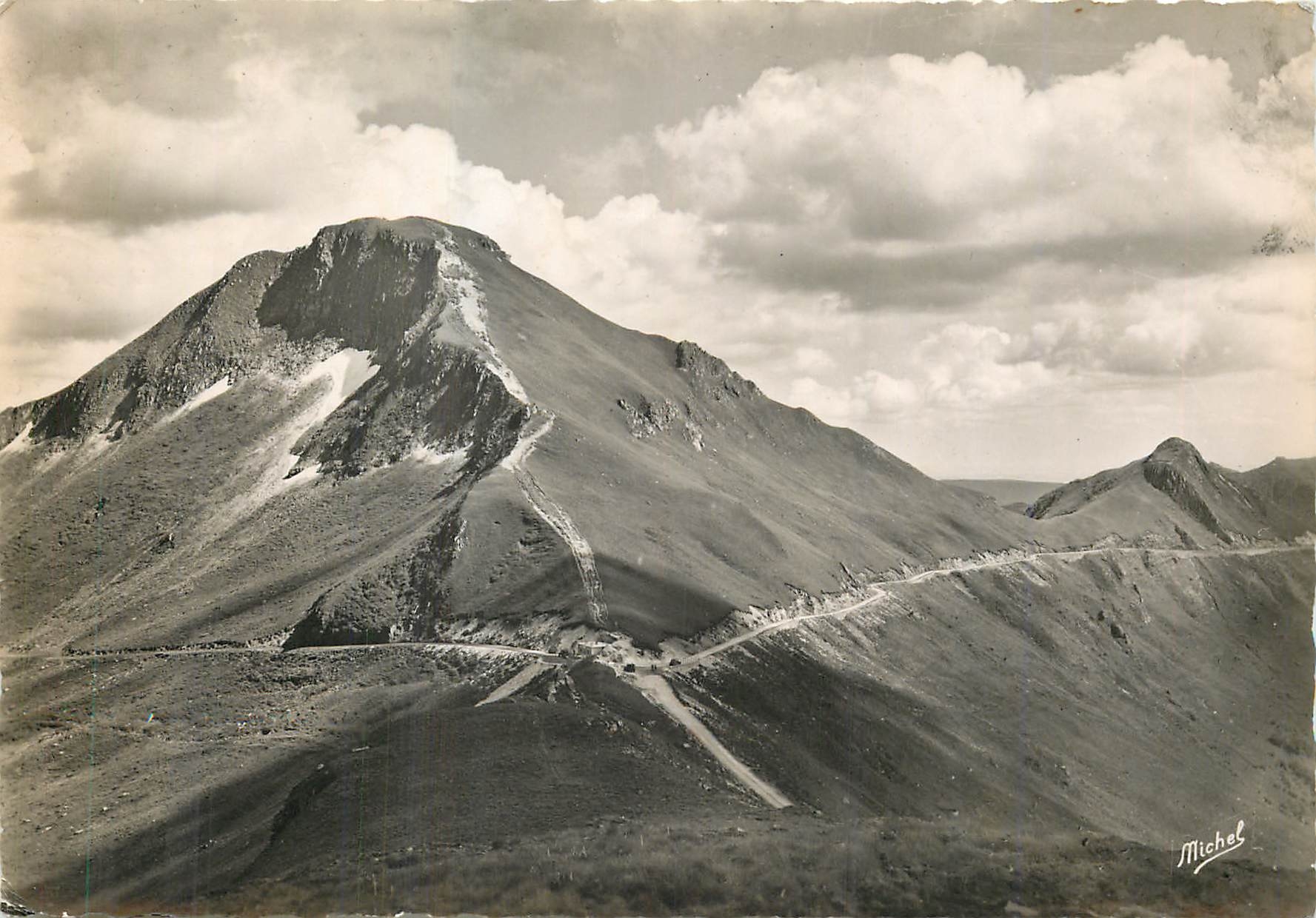 CPM Le Cantal Touristique par Michel Le Puy Mary 