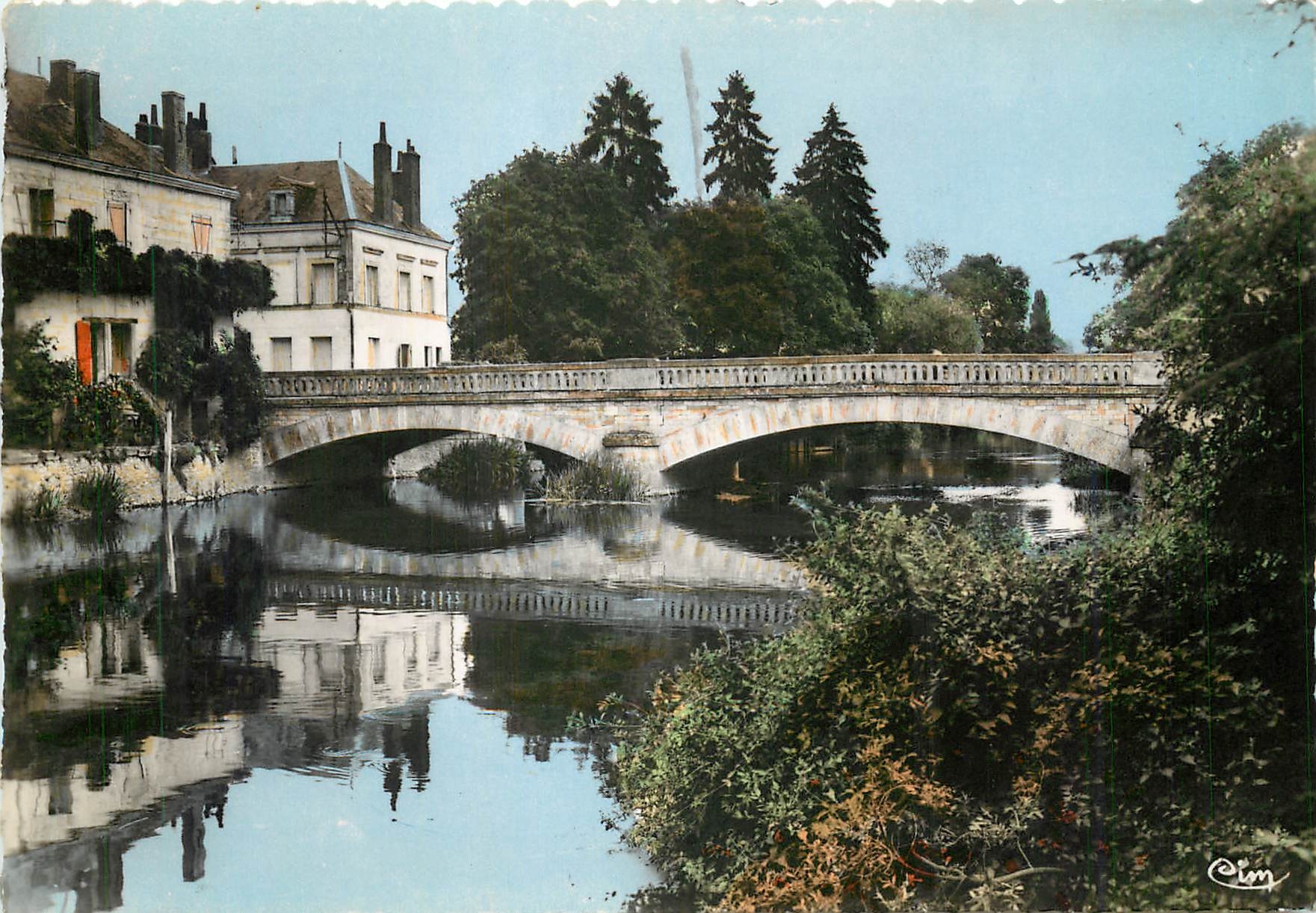 CPM Montoire sur le Loir L et Ch Pont sur le Loir