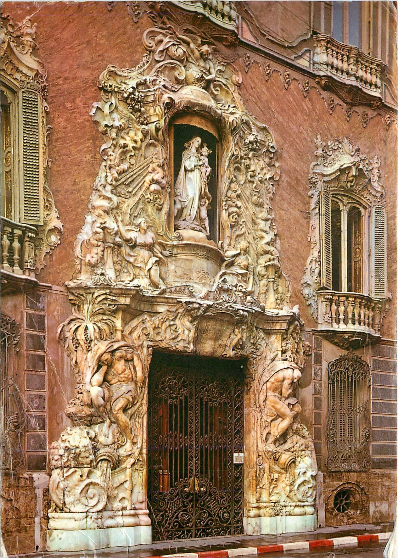 CPM Valencia Frontispices du Palais du Marques de Dos Aguas