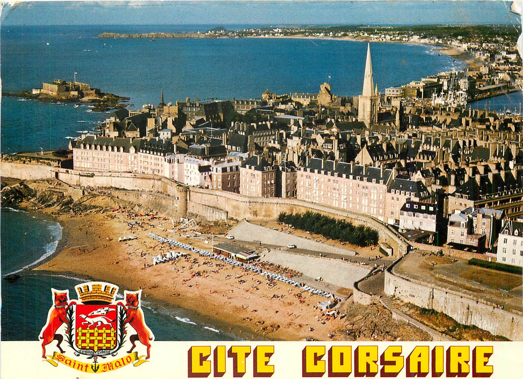 CPM Saint Malo Cite Corsaire La plage de Bon Secours et la ville intra muros 