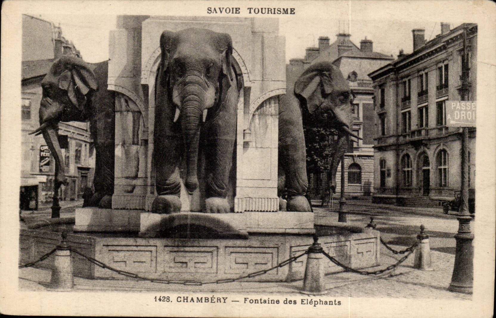 Chambery CPA Fountain of the elephants