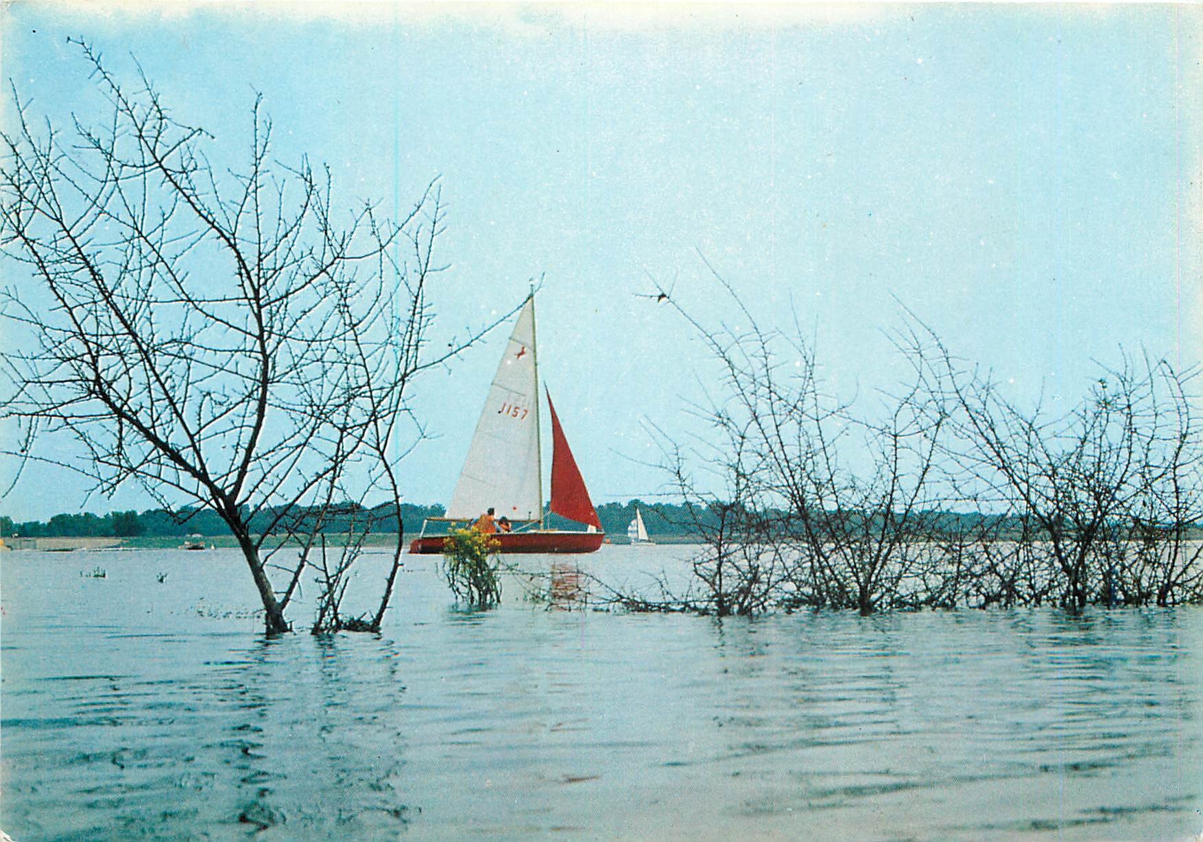 CPM Parc Naturel Regional de Lorraine au pied des cotes de Meuse l'etang de Madine (Voile canoe Kaya
