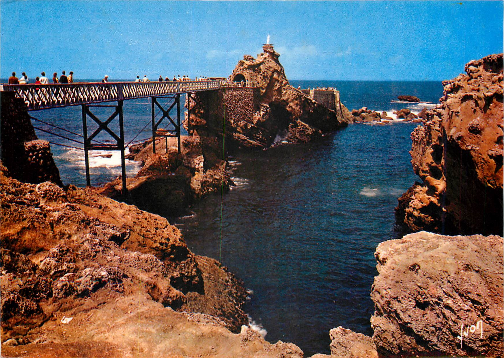 CPM Biarritz (Pyr Atl) La Cote Basque Le Rocher de la Vierge