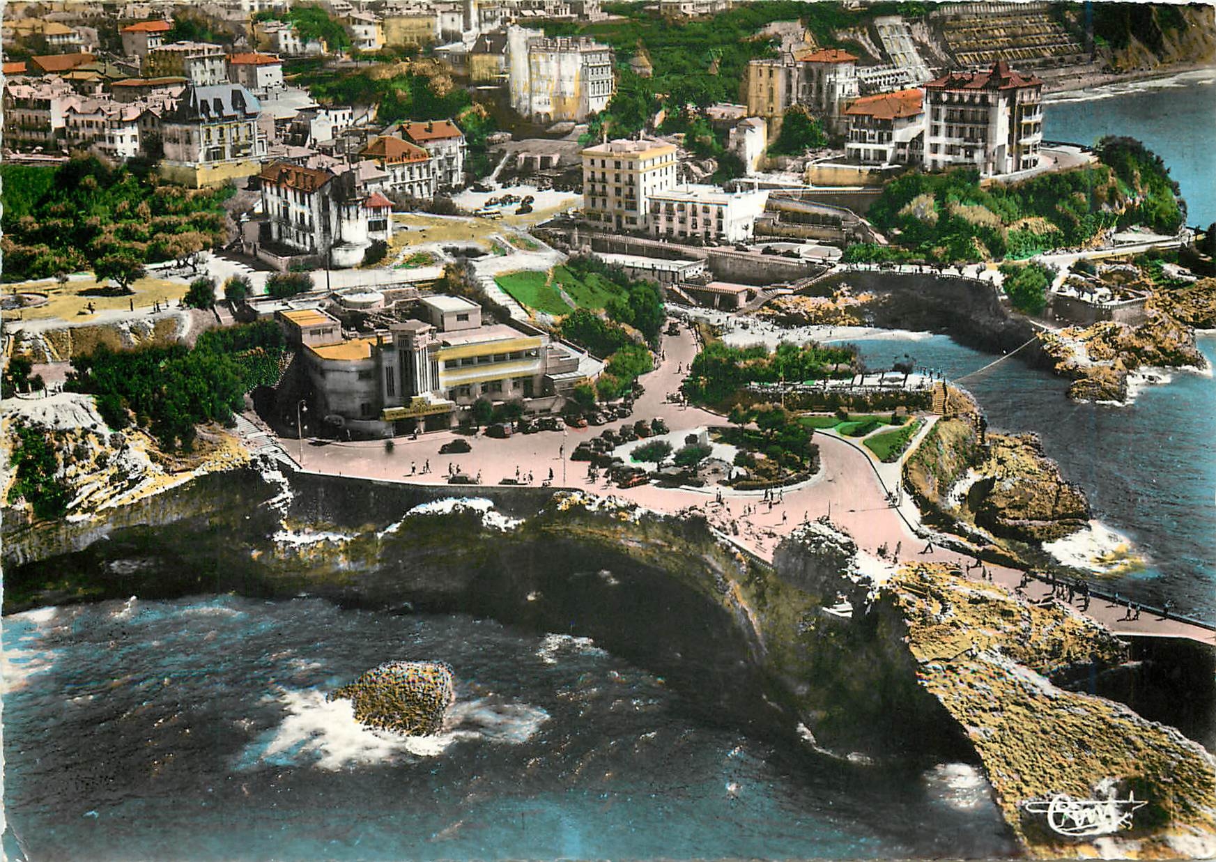 CPM Biarritz (Pyr Atl) Le Port Vieux Vue generale