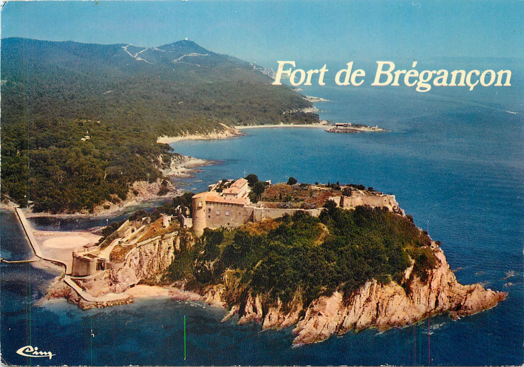 CPM La Cote des Maures Varoise Bormes les Mimosas (Var) Le Fort de Bregancon Residence d'ete du Pres