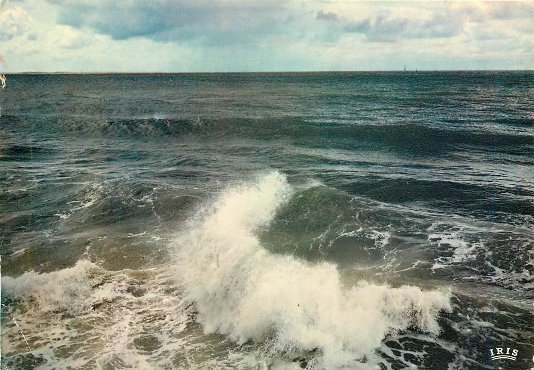 CPM Cote Atalndtique Effet de Vagues