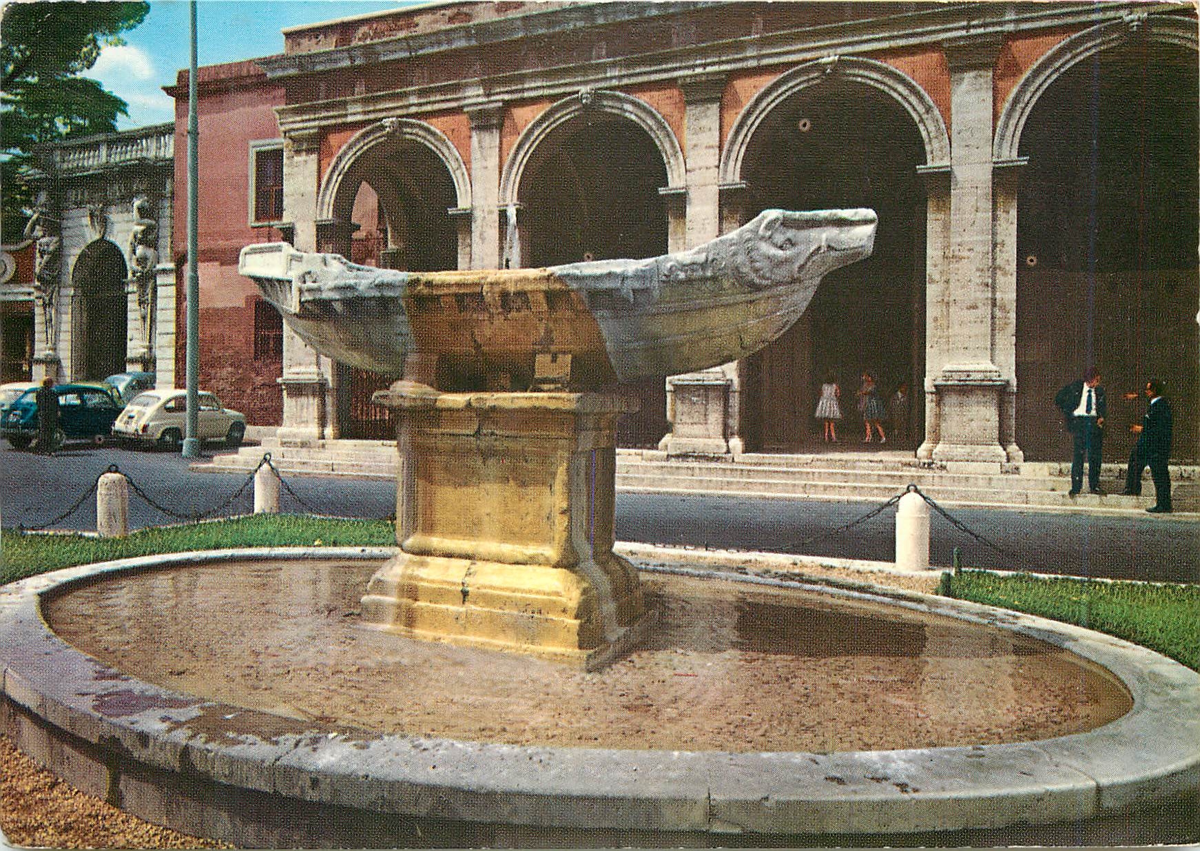 CPM Roma Fontaine du Petit Navire (Scupture romaine placee en ce lieu par le Pape Leon X XVI s