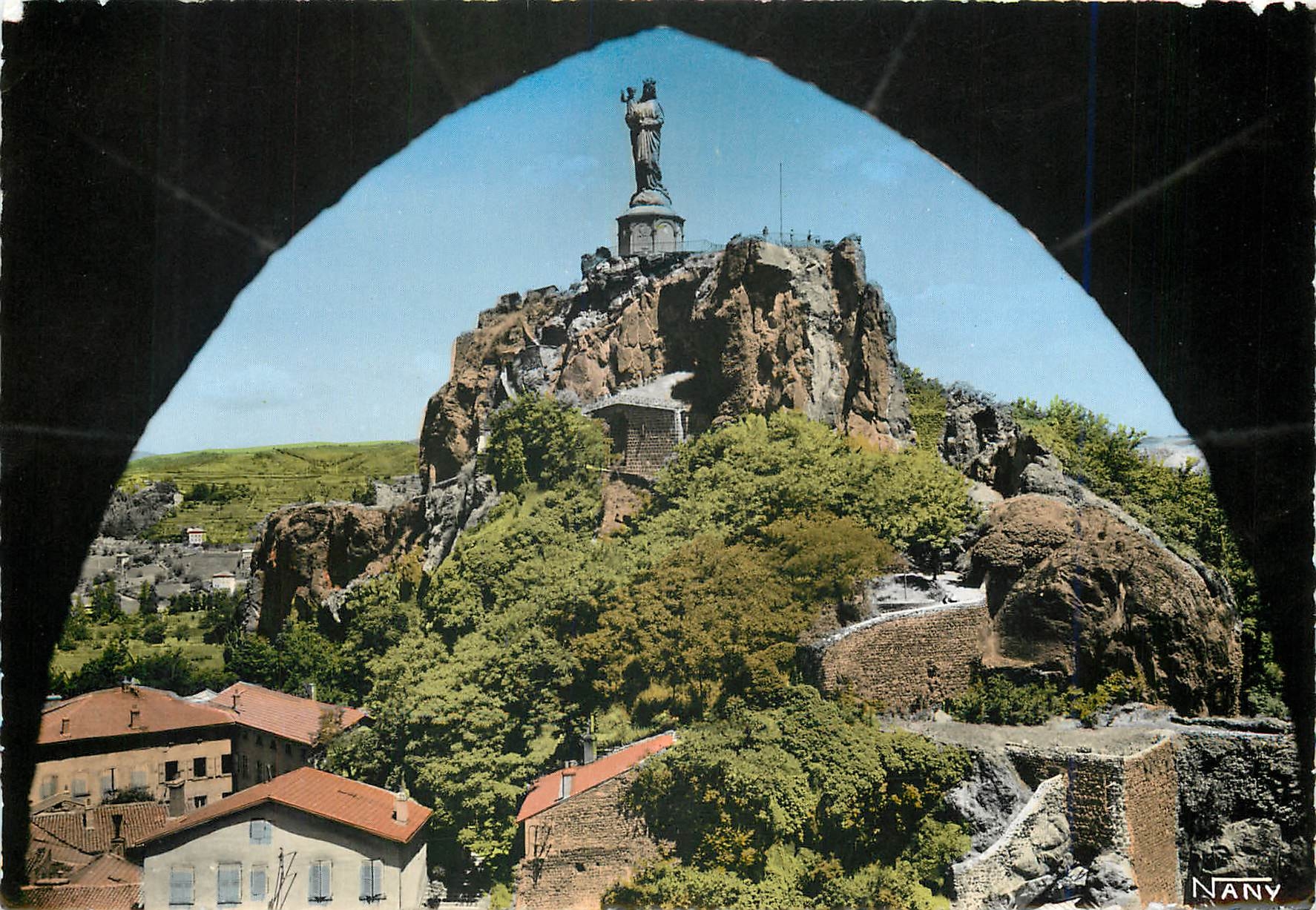 CPM Le Puy Haute Loire Le rocher Corneille et la Statue de ND de France 