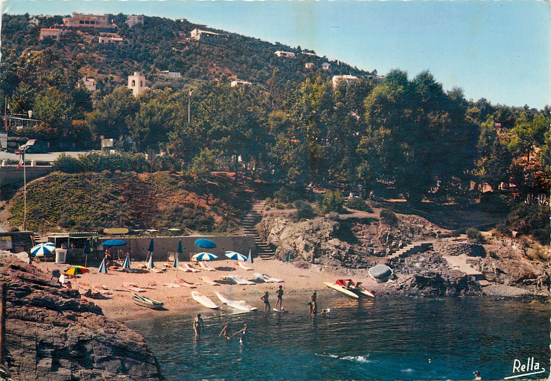 CPM La Cote d'Azur Varoise Les Calanques des Issambres Var Une Plage 