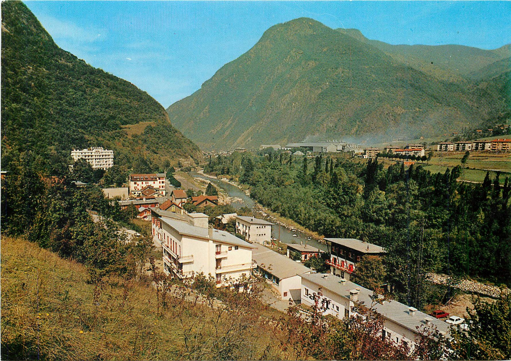 CPM La Lechere les Bains Vue generale et la Vallee de l'Isere