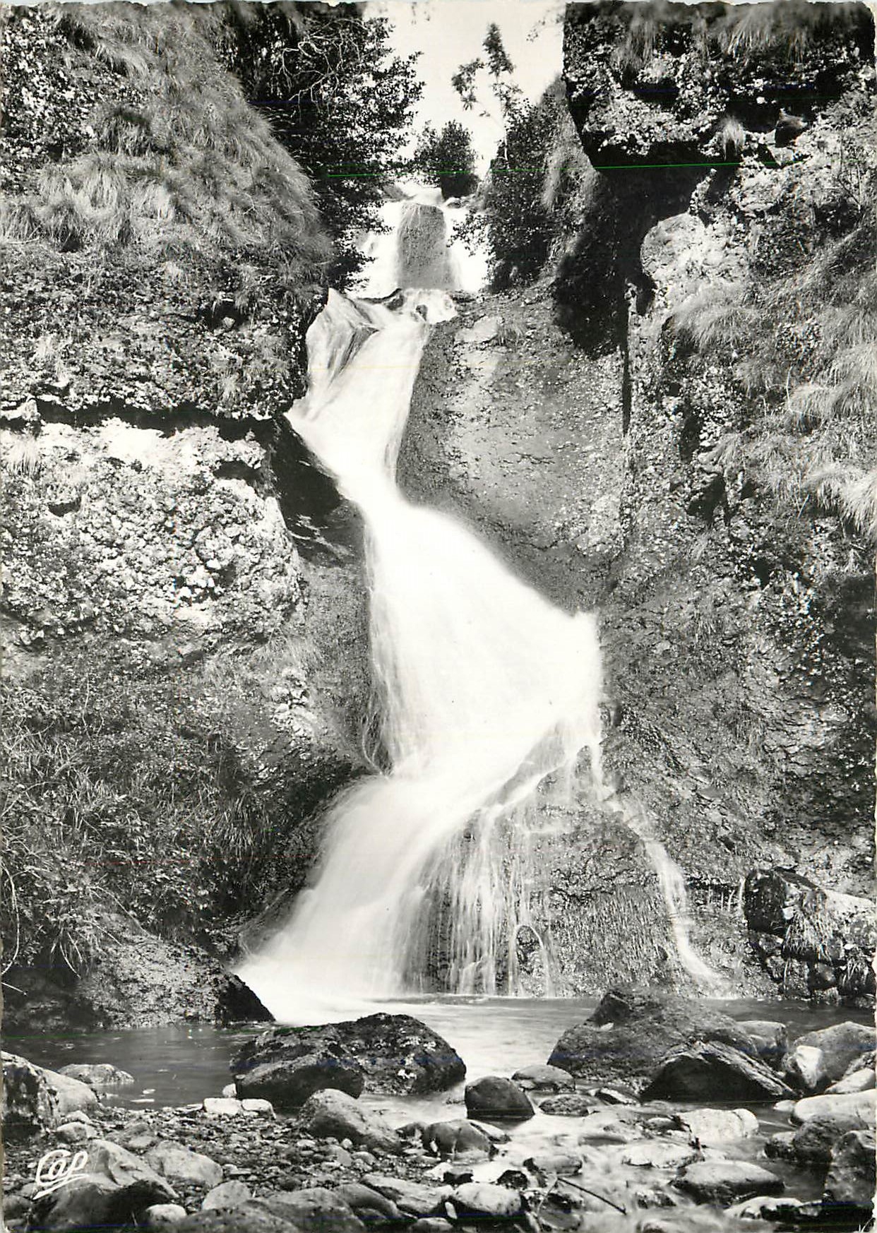 CPM Vic sur Cere Cascade de la Conche 