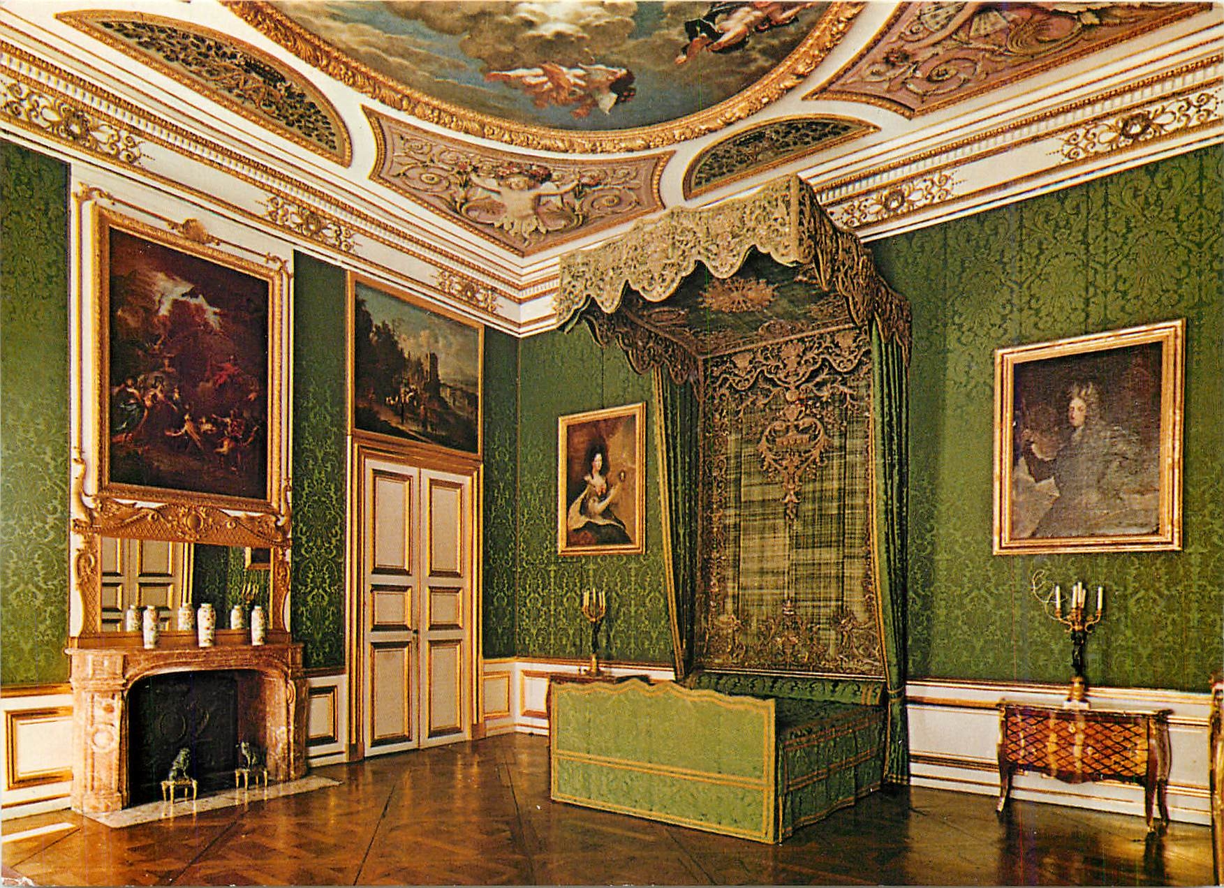 CPM Schloss Nymphenburg bedroom 
