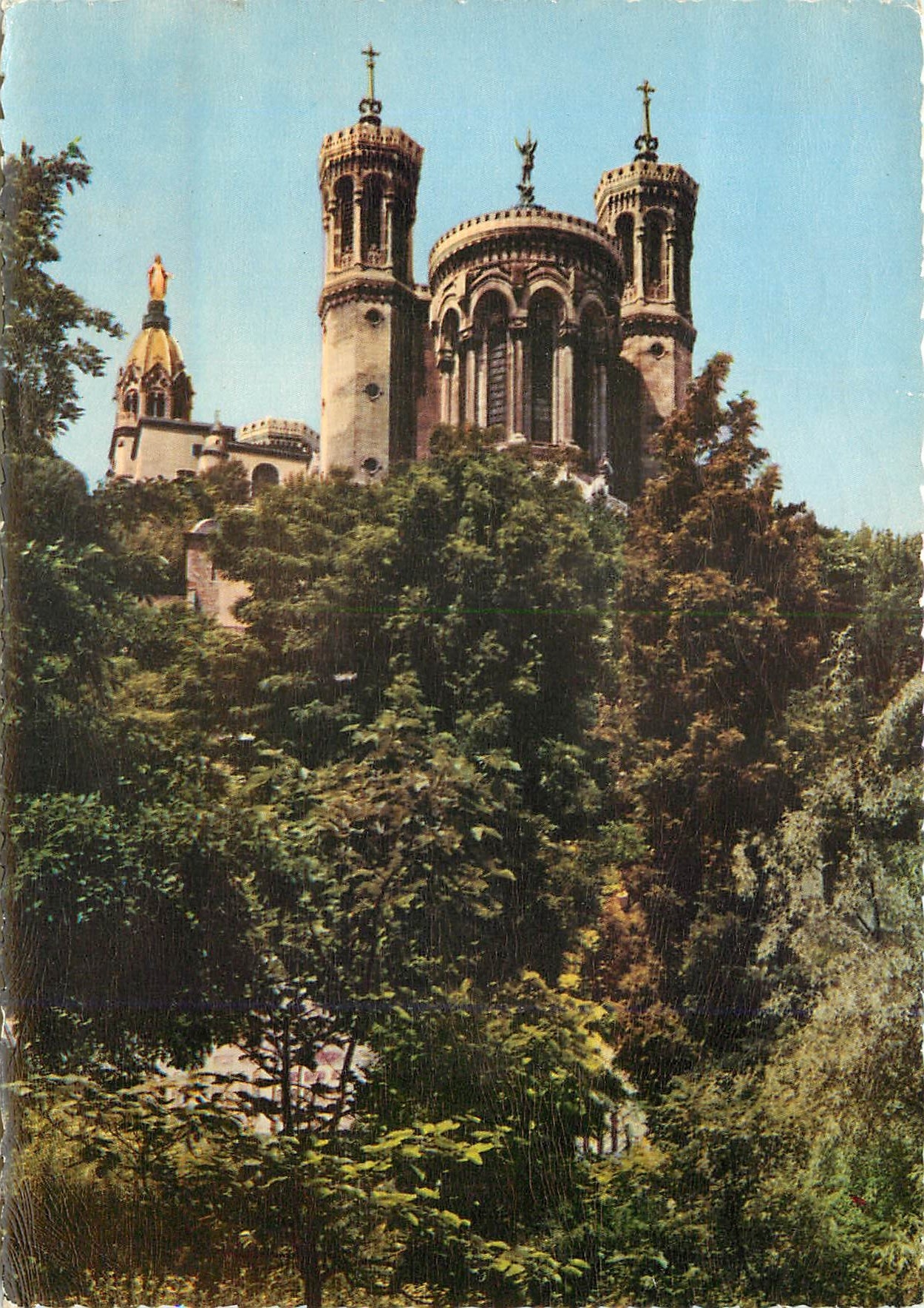 CPM Lyon Rhone Basilique de Fourviere 