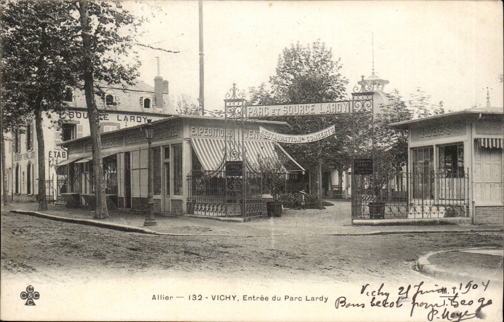 Vichy-Entree du Parc Lardy-Allier-CPA