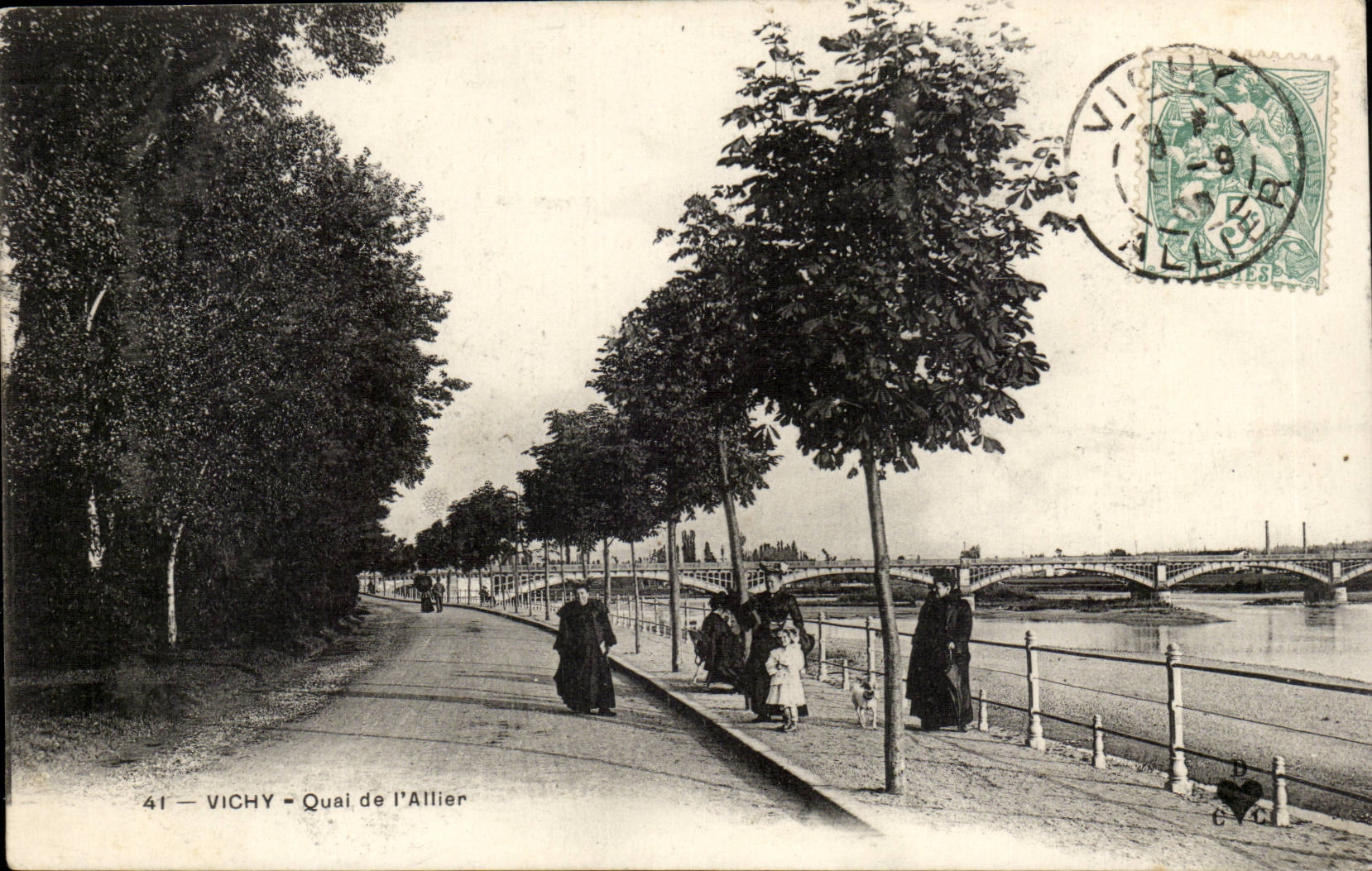 Vichy-Quai de l'Allier-CPA