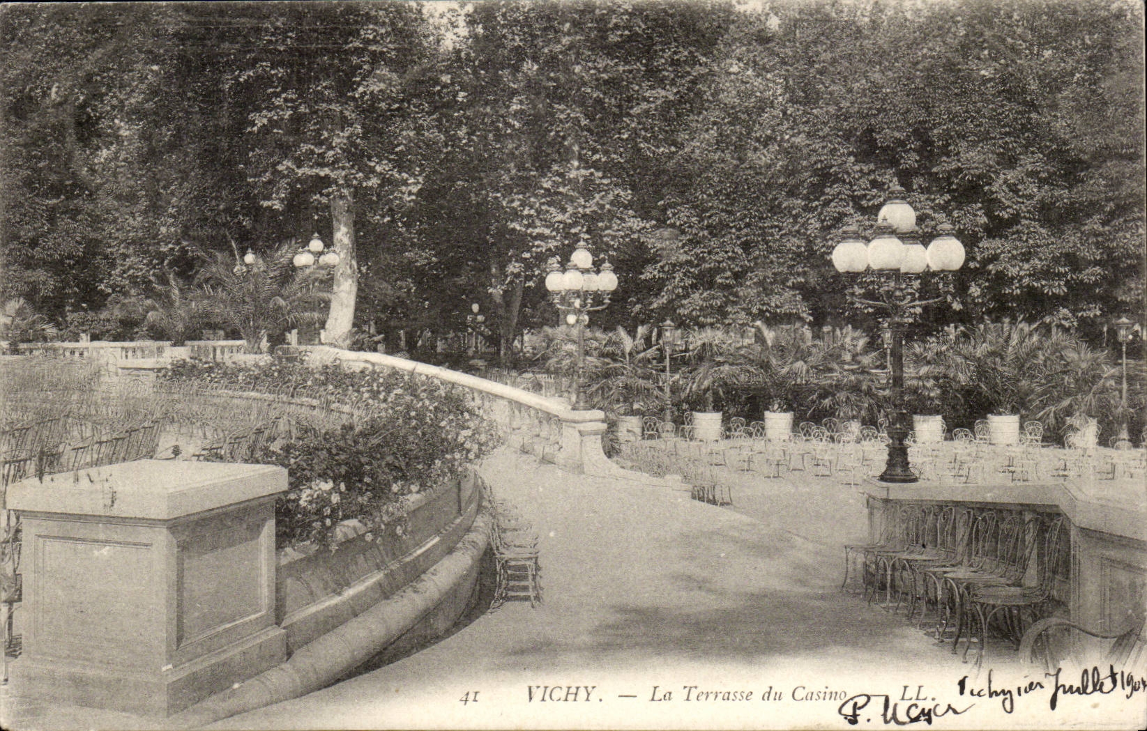 Vichy-La Terrasse du Casino-CPA