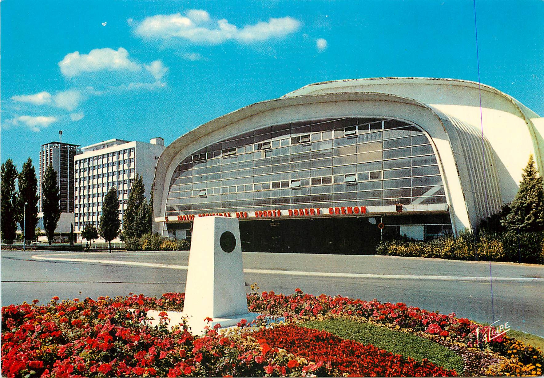 CPM Les Merveilles du Val de Loire Tours (Indre et Loire) Le palais des Sports