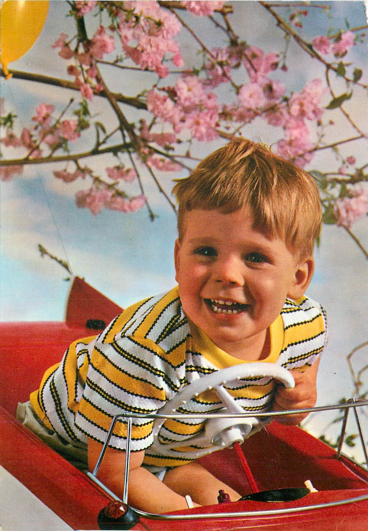 CPM Enfant Automobile