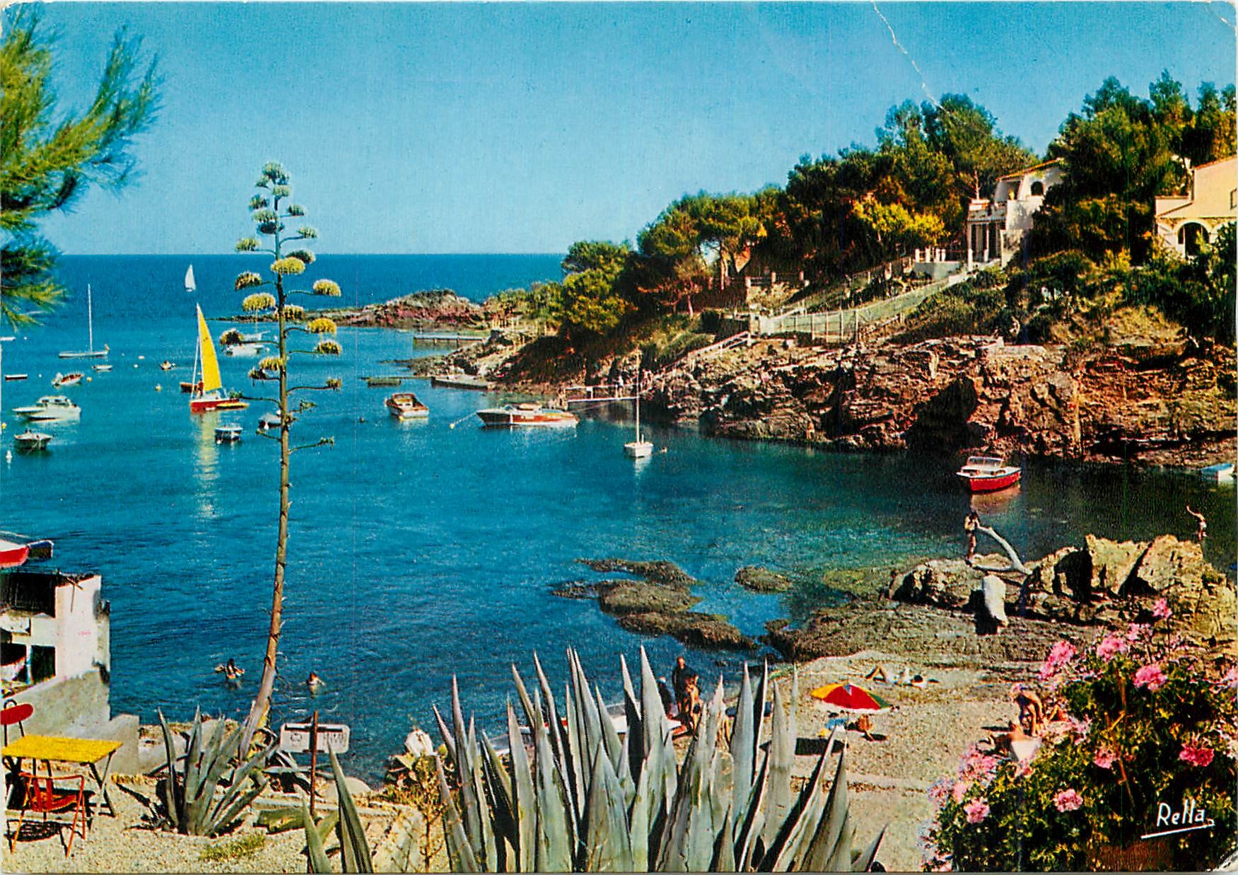 CPM La Cote d'Azur Varoise Les Calanques des Issambres (Var) Une Plage