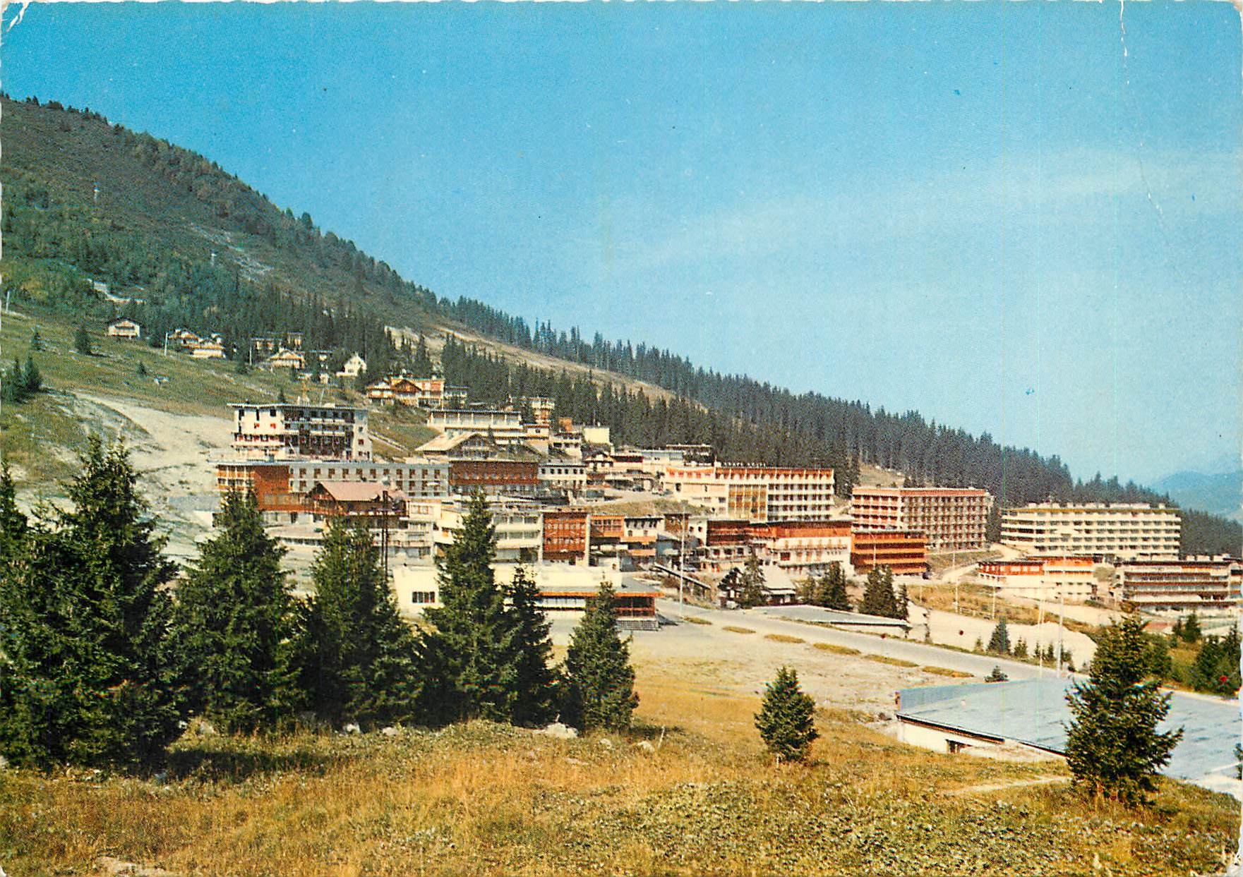CPM Courchevel 1850 (Savoie) Le Quartier de Plantret et la Foret du Praz