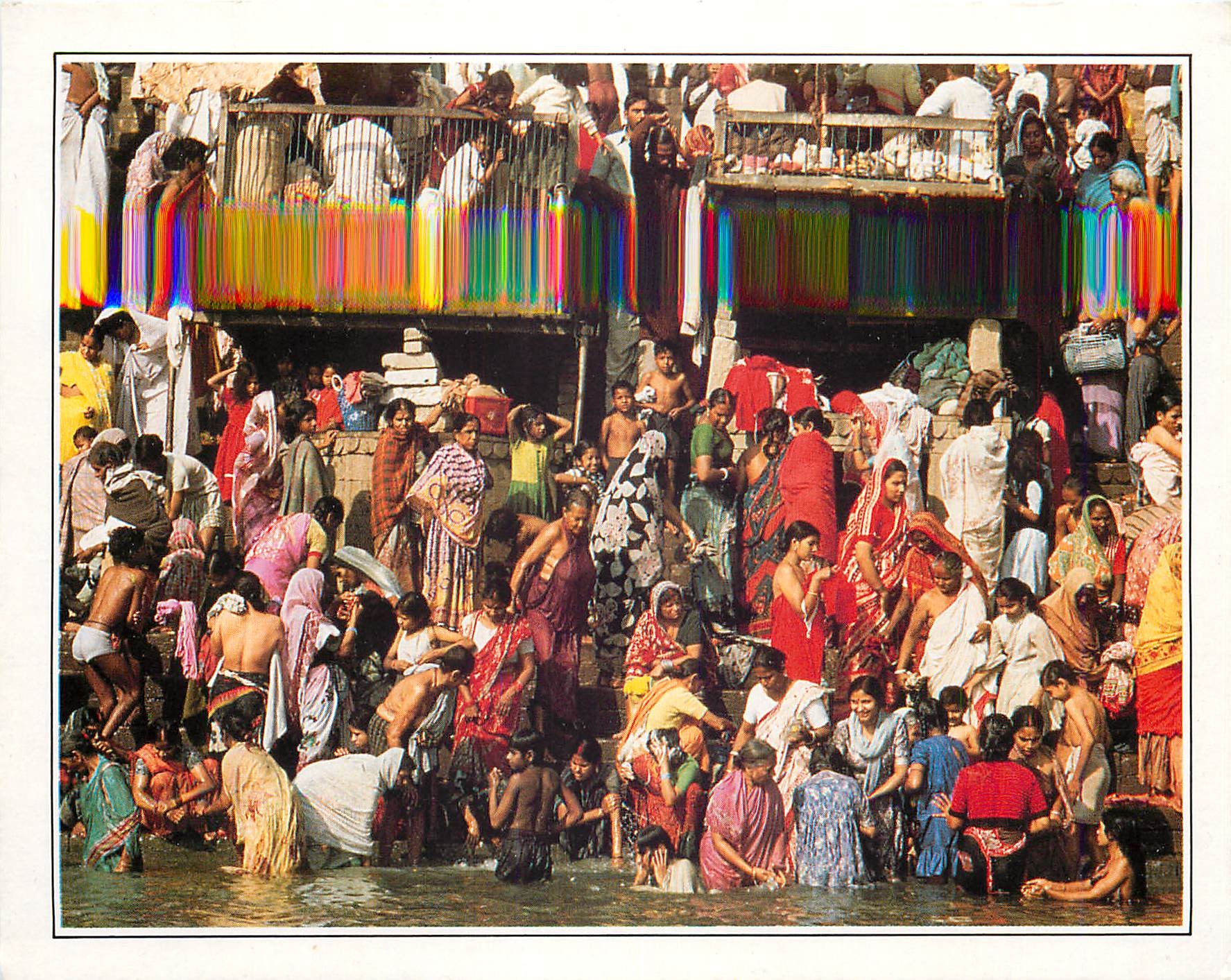 CPM India Benates les Ghats sur la Gange