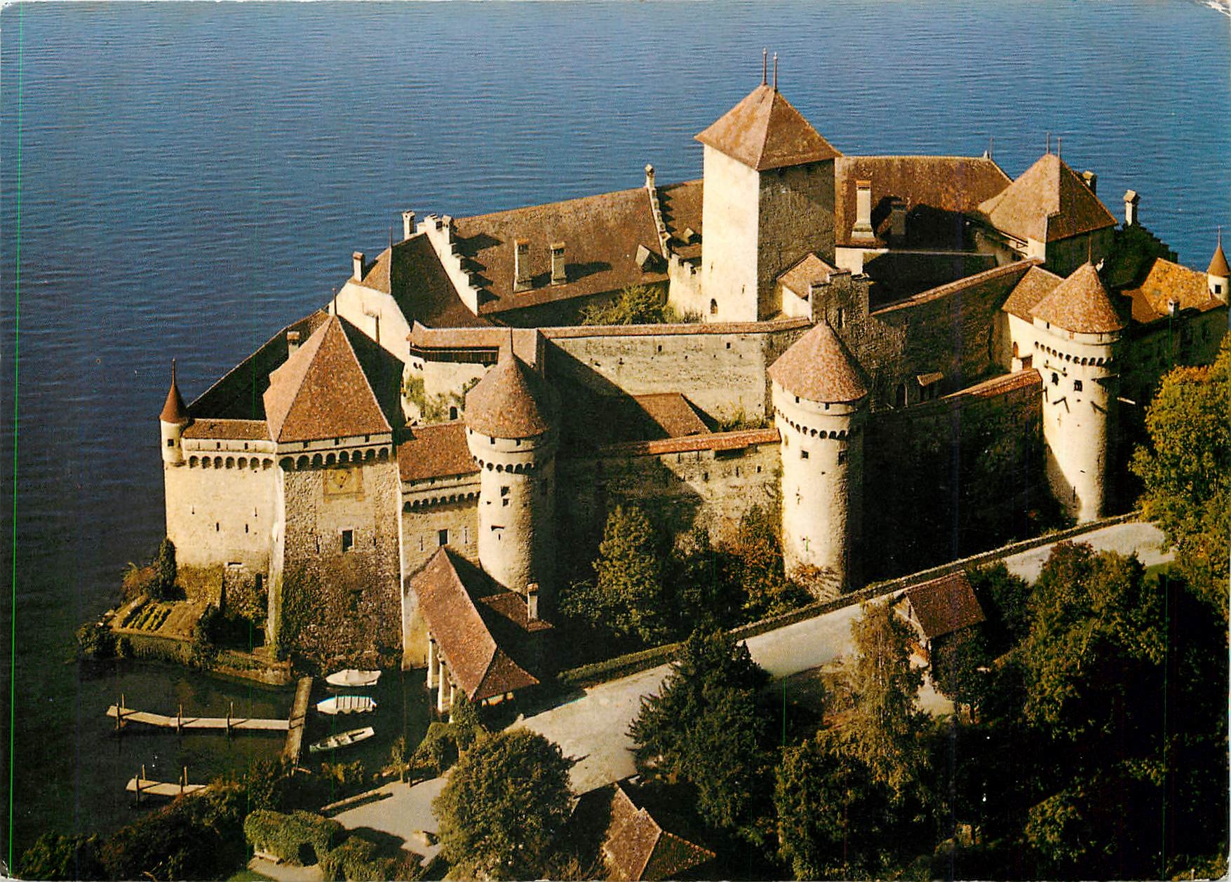 CPM Montreux (Lac Leman) Le chateau de chillon vu depuis l'autoroute