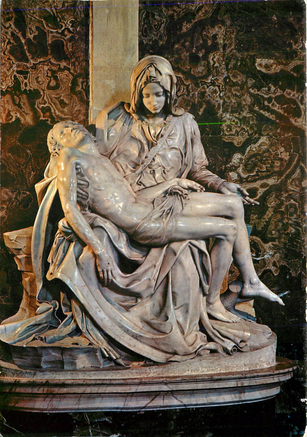 CPM Roma Basilique de S Pierre La Pieta de Michelange