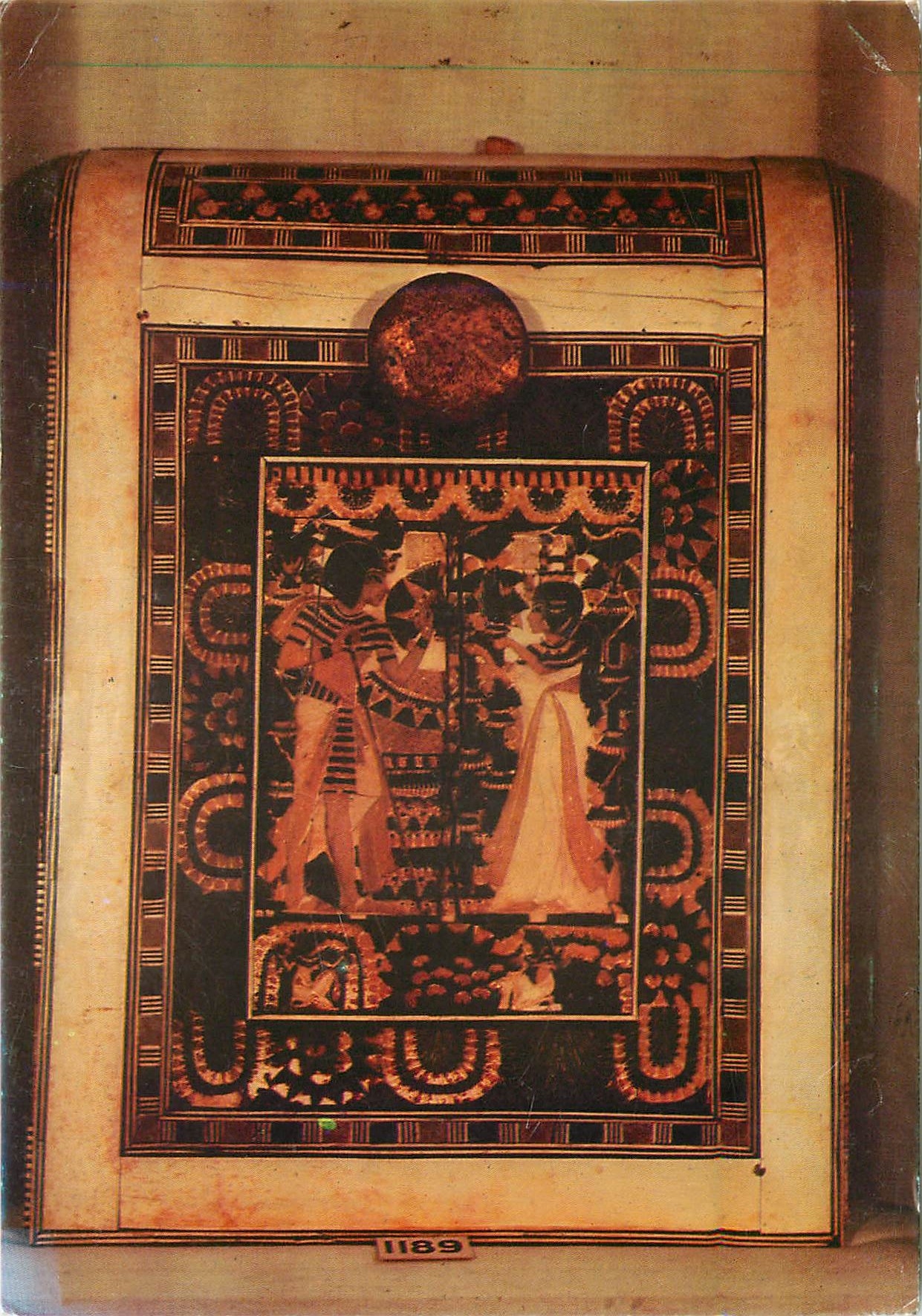 CPM Le roi et la reine sur couverte de Coffrent d'ivoire