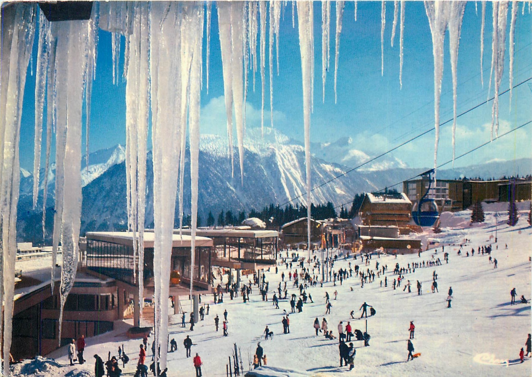 CPM Courchevel Centre station pres du Chalet de La Loze 