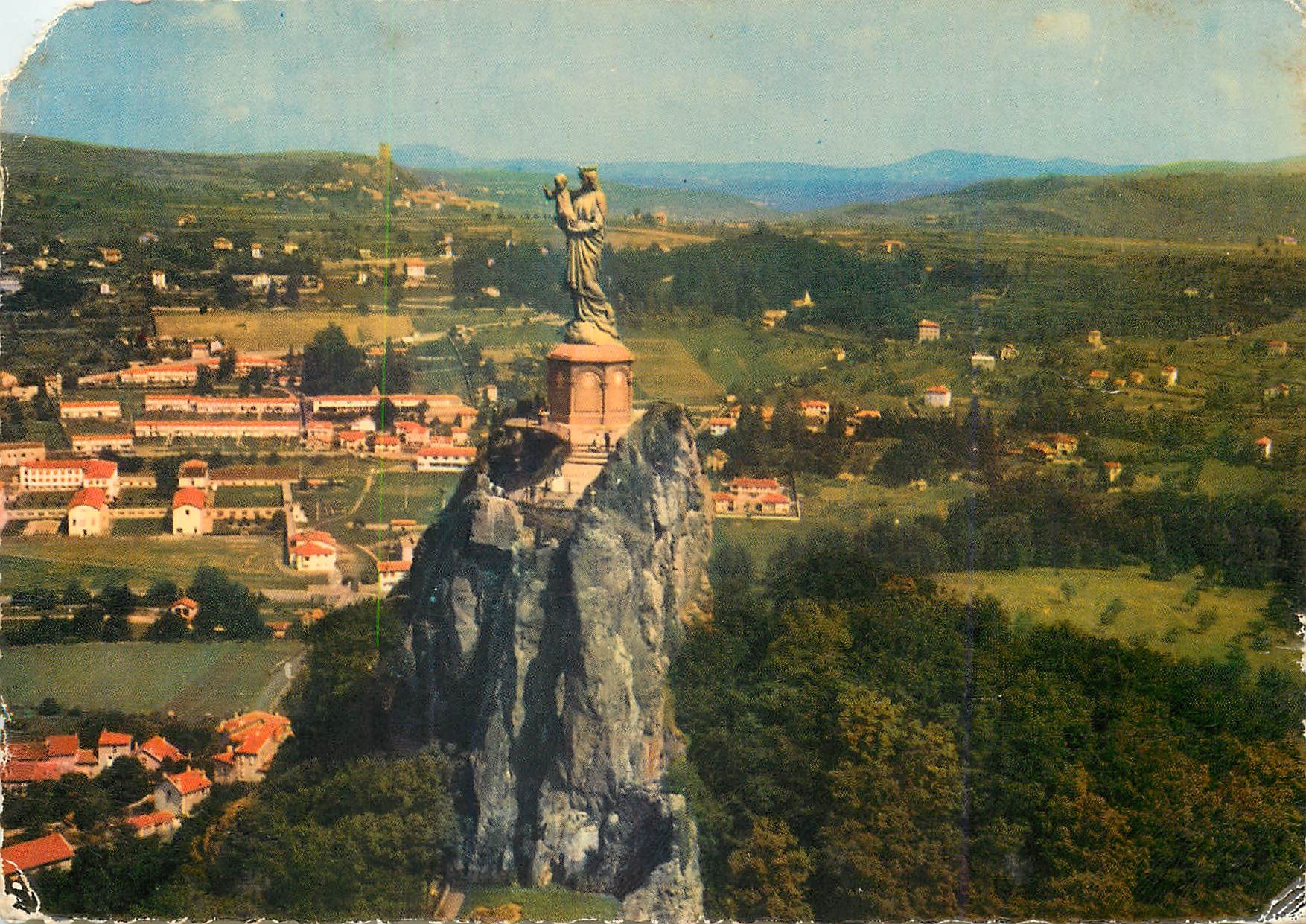 CPM Le Puy en Velay Haute Loire Statue Colossale de Notre Dame de France 