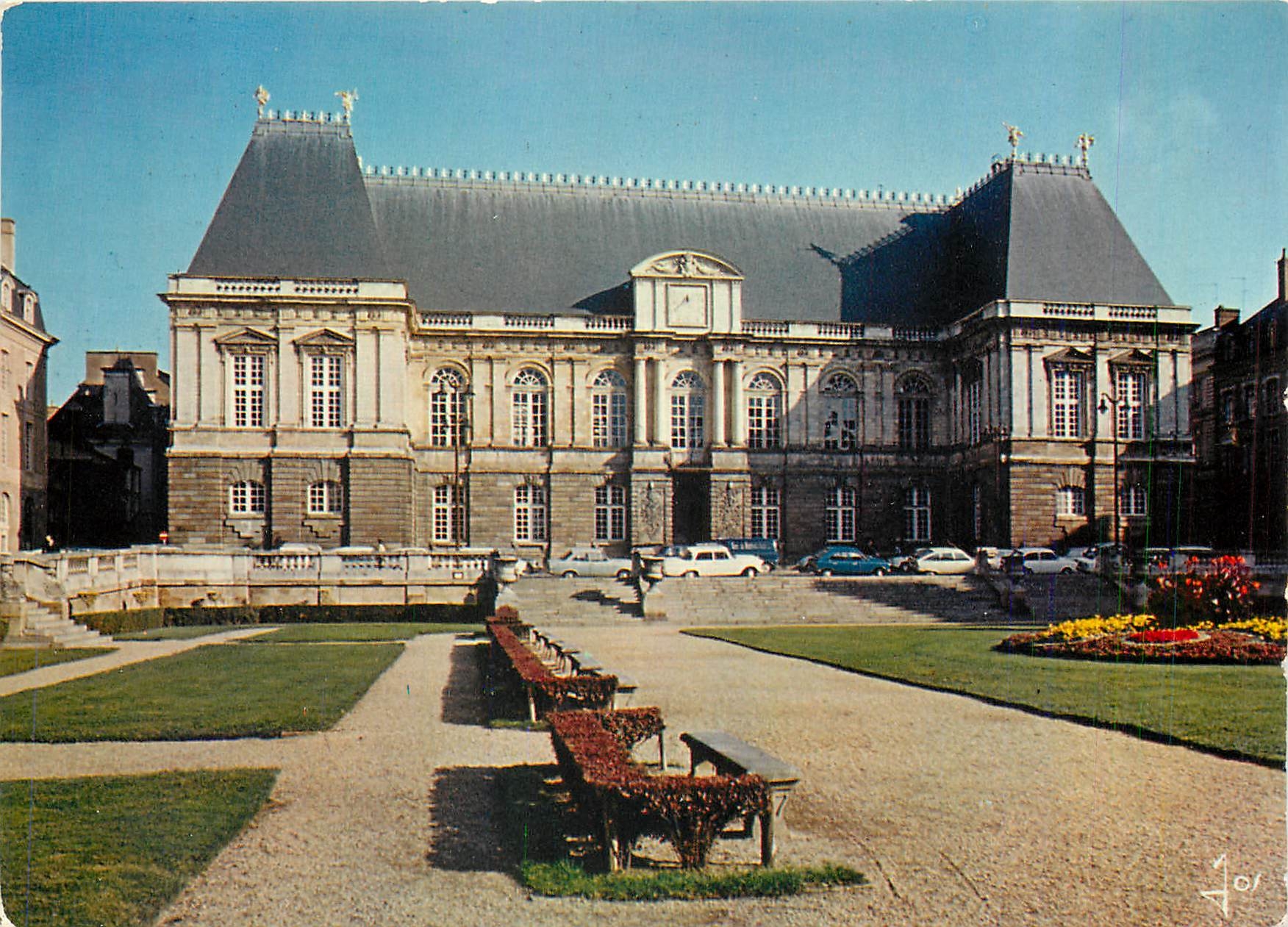 CPM Rennes Le Palais de Justice ancien hotel du Parlement de Bretagne