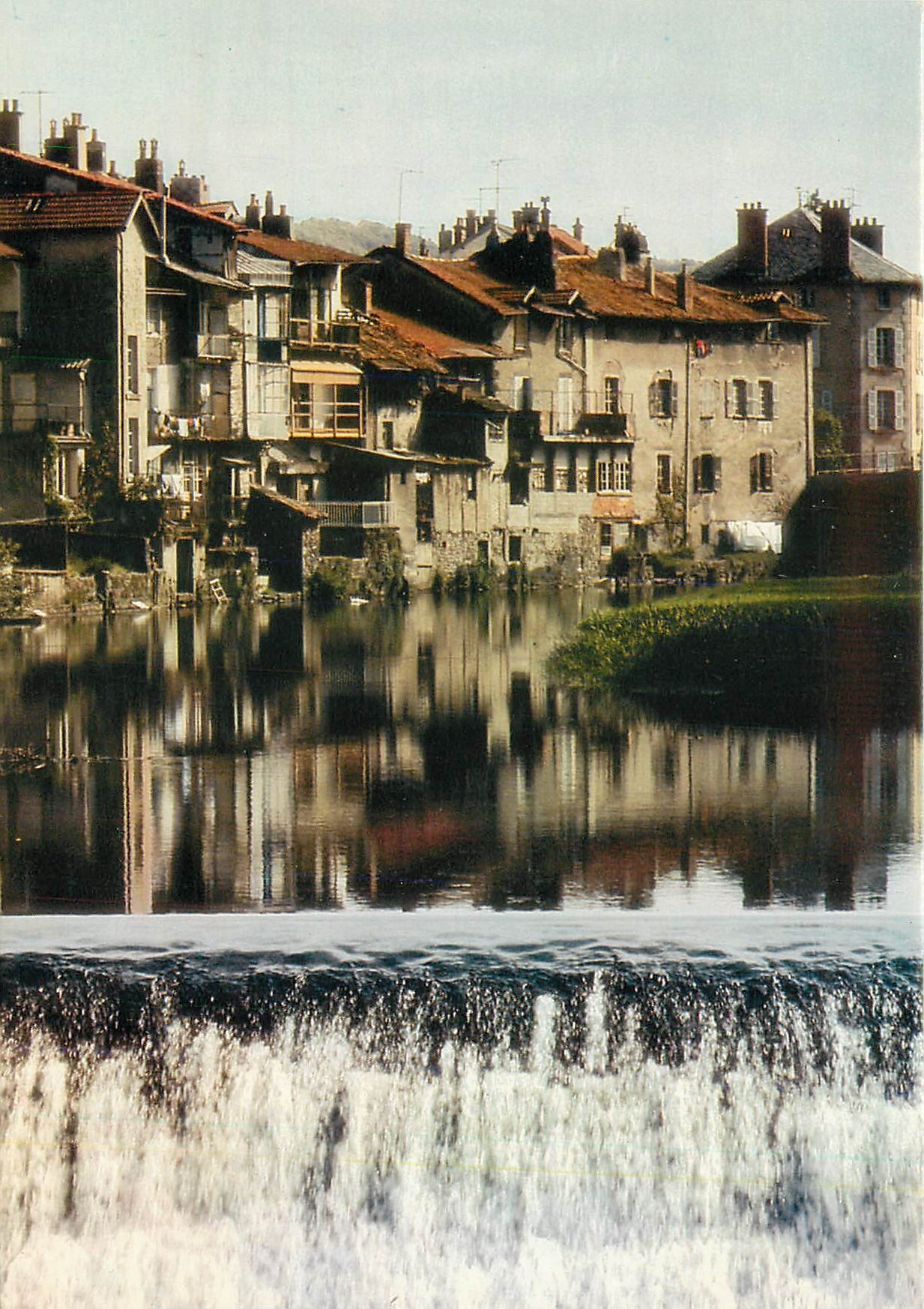 CPM Aurillac Cantal Les Vieilles maisons au bord de la Jordanne