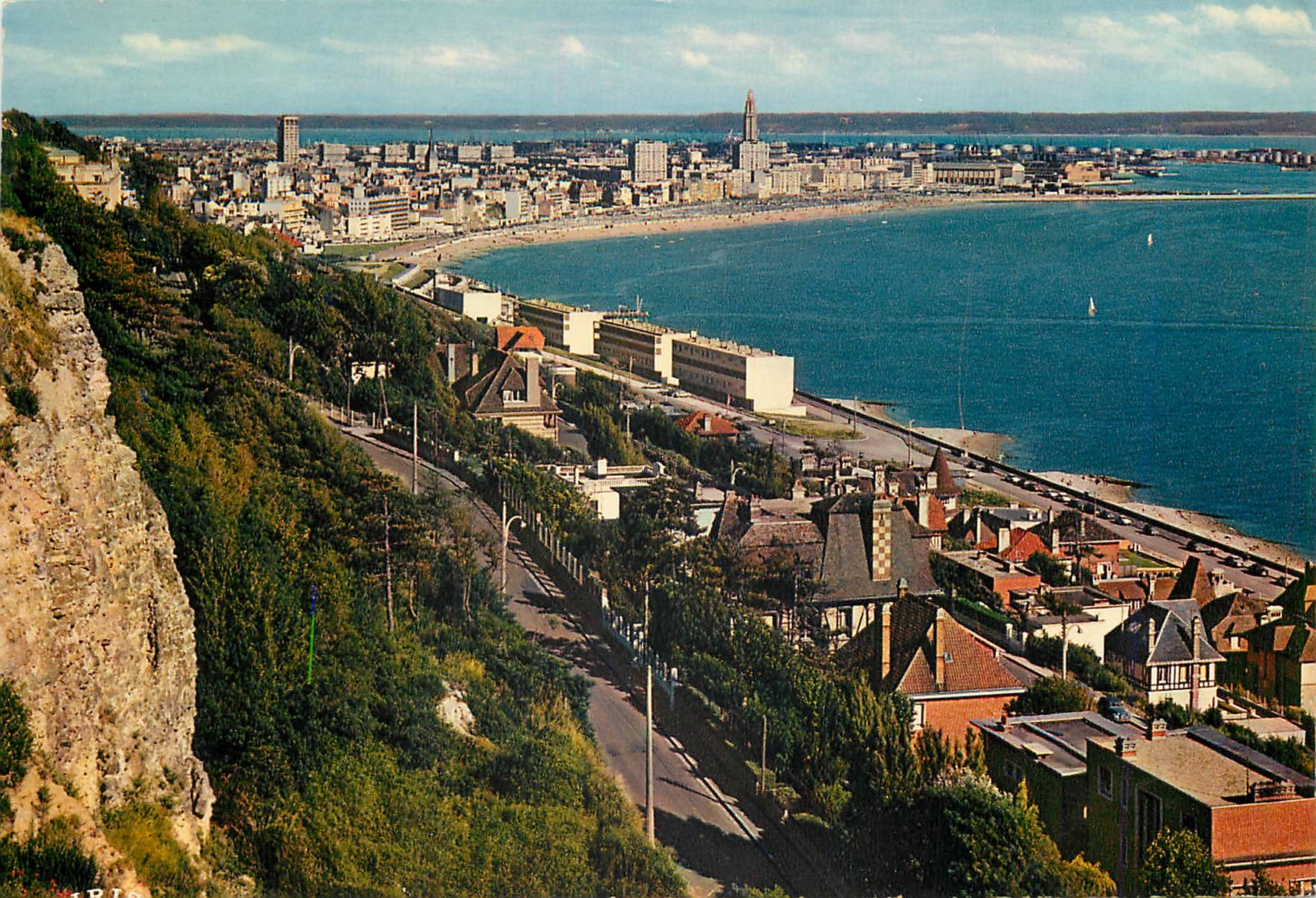 CPM Sainte Adresse Vue sur Le Havre 