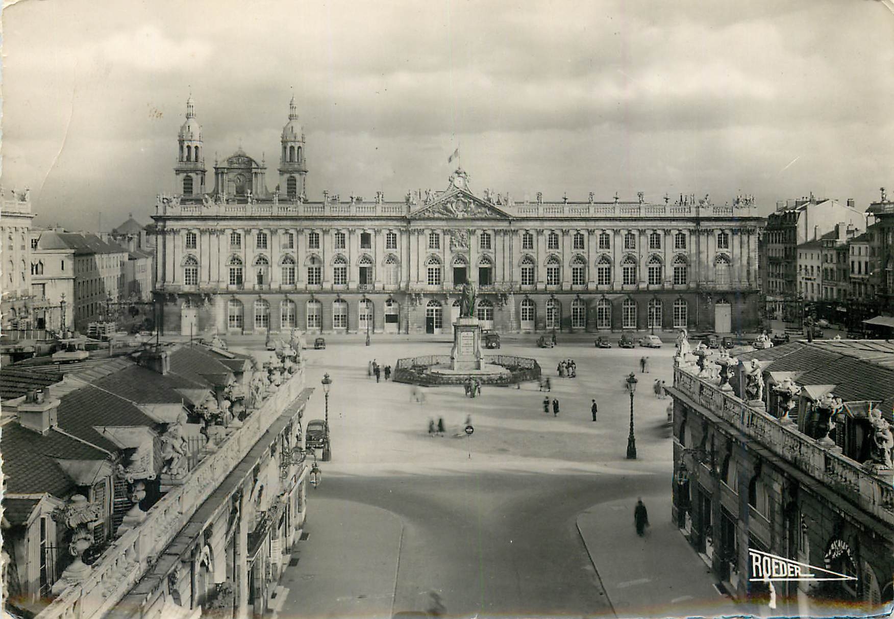 CPM Nancy La Place Stanislas vue de l'Arc de Triomphe 