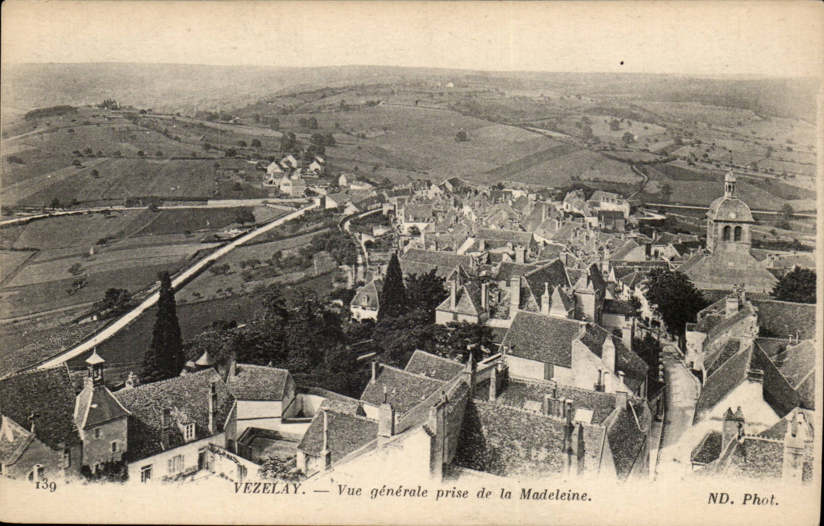 Vezelay CPA View taken of the Madeleine