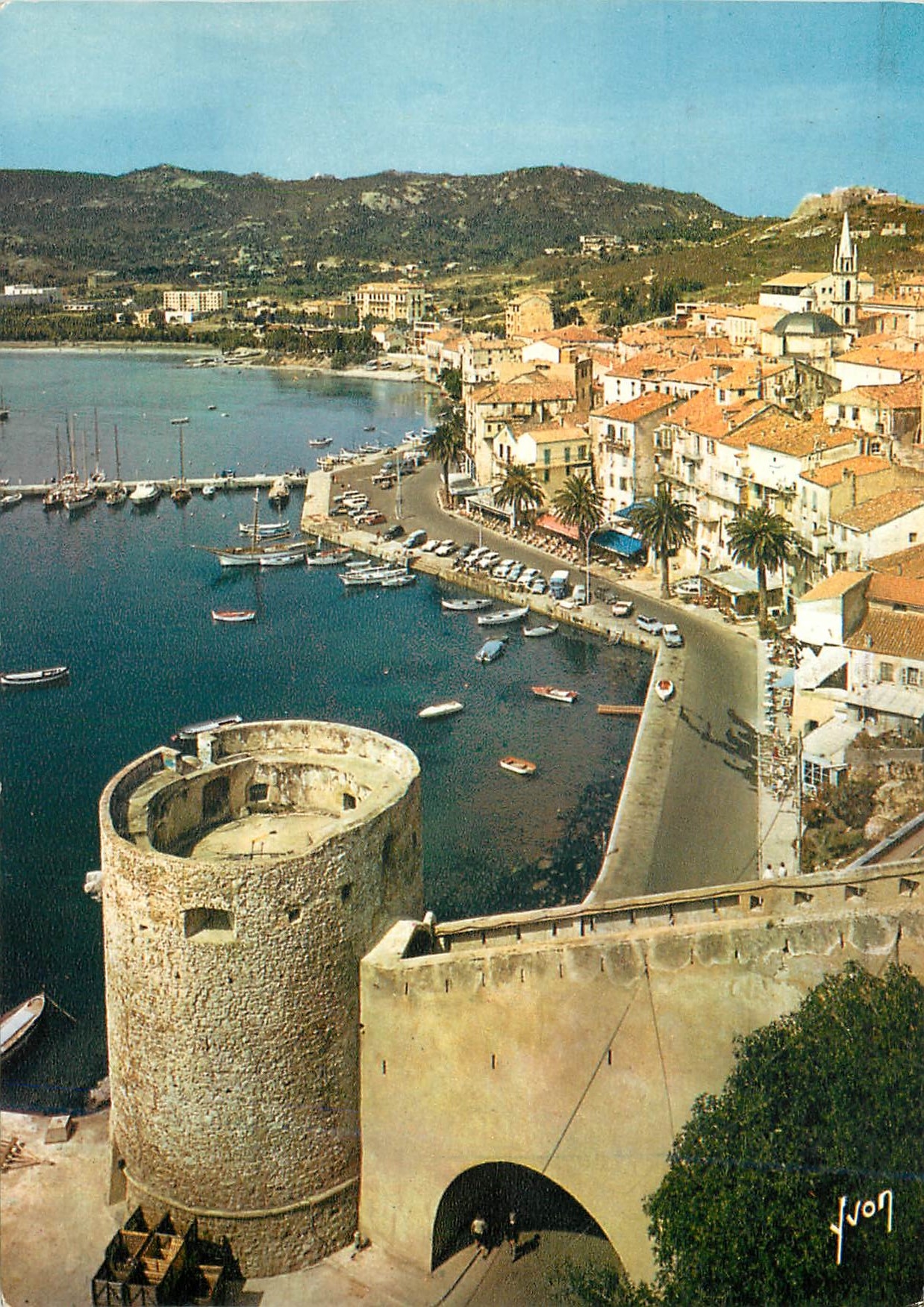 CPM La Corse oasis de Beaute Calvi vu des remparts 