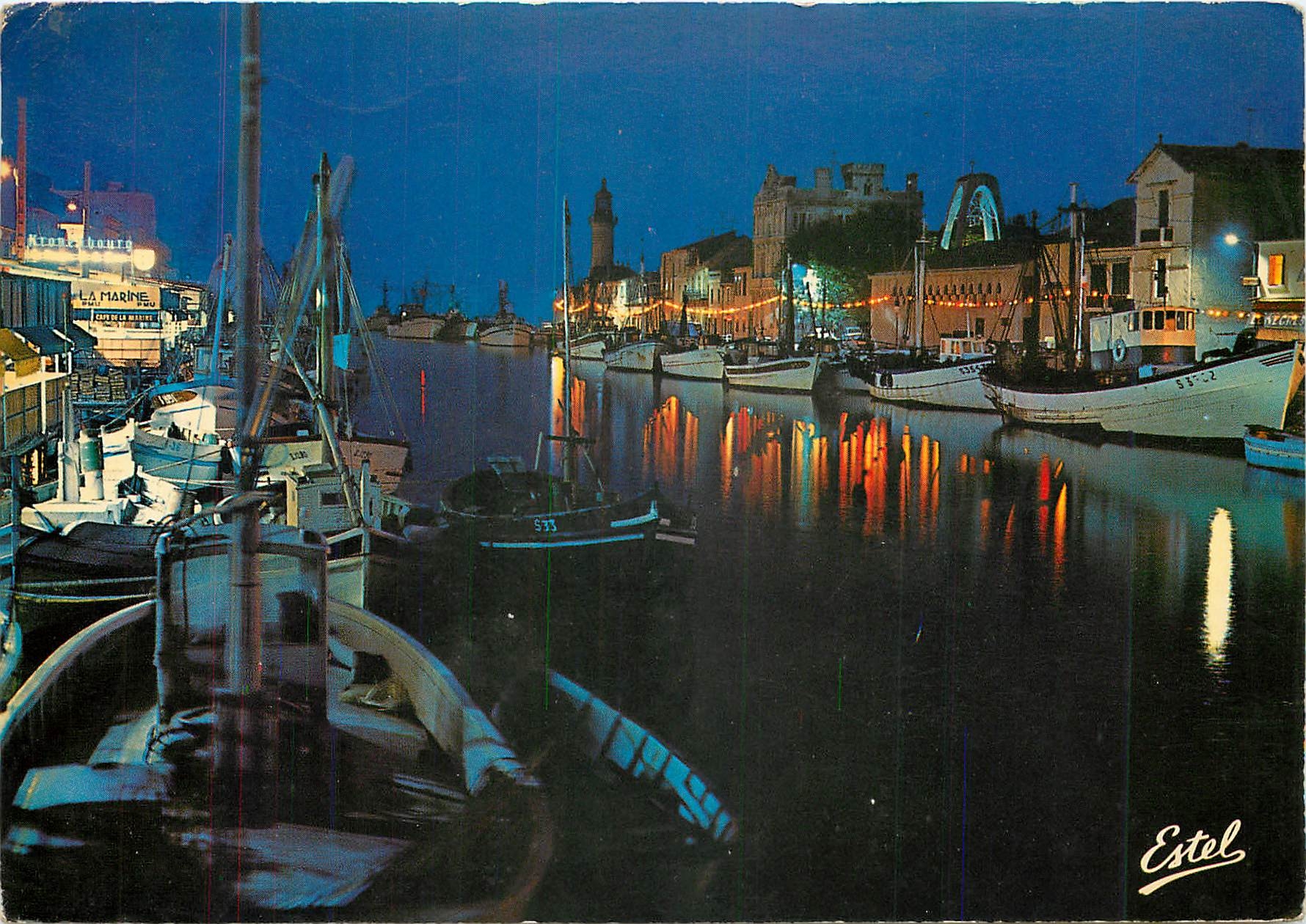 CPM Le Languedoc Le Grau du Roi Gard Le Port vu de nuit